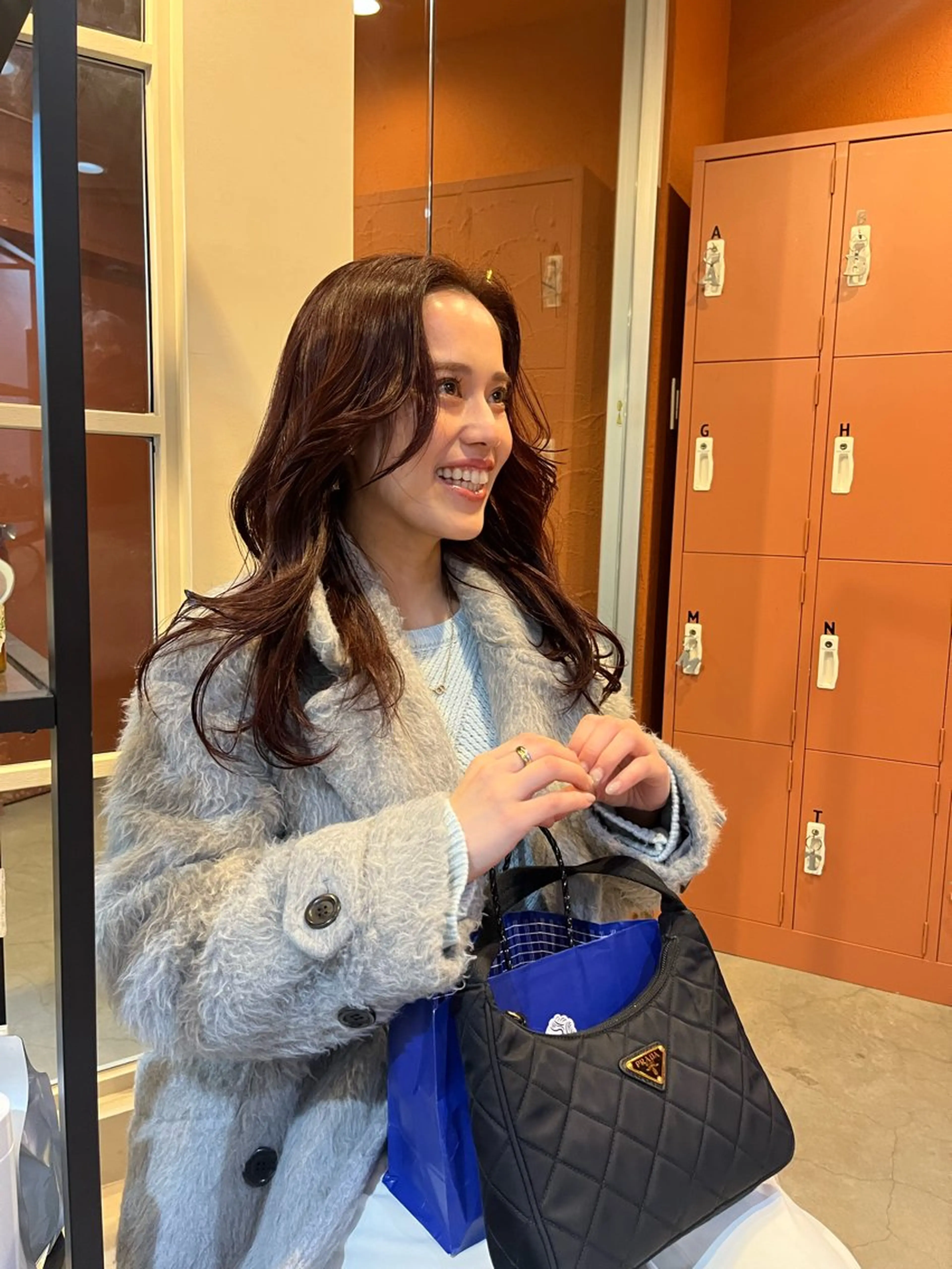 ロング カラー 佐藤 永夏のヘアスタイル