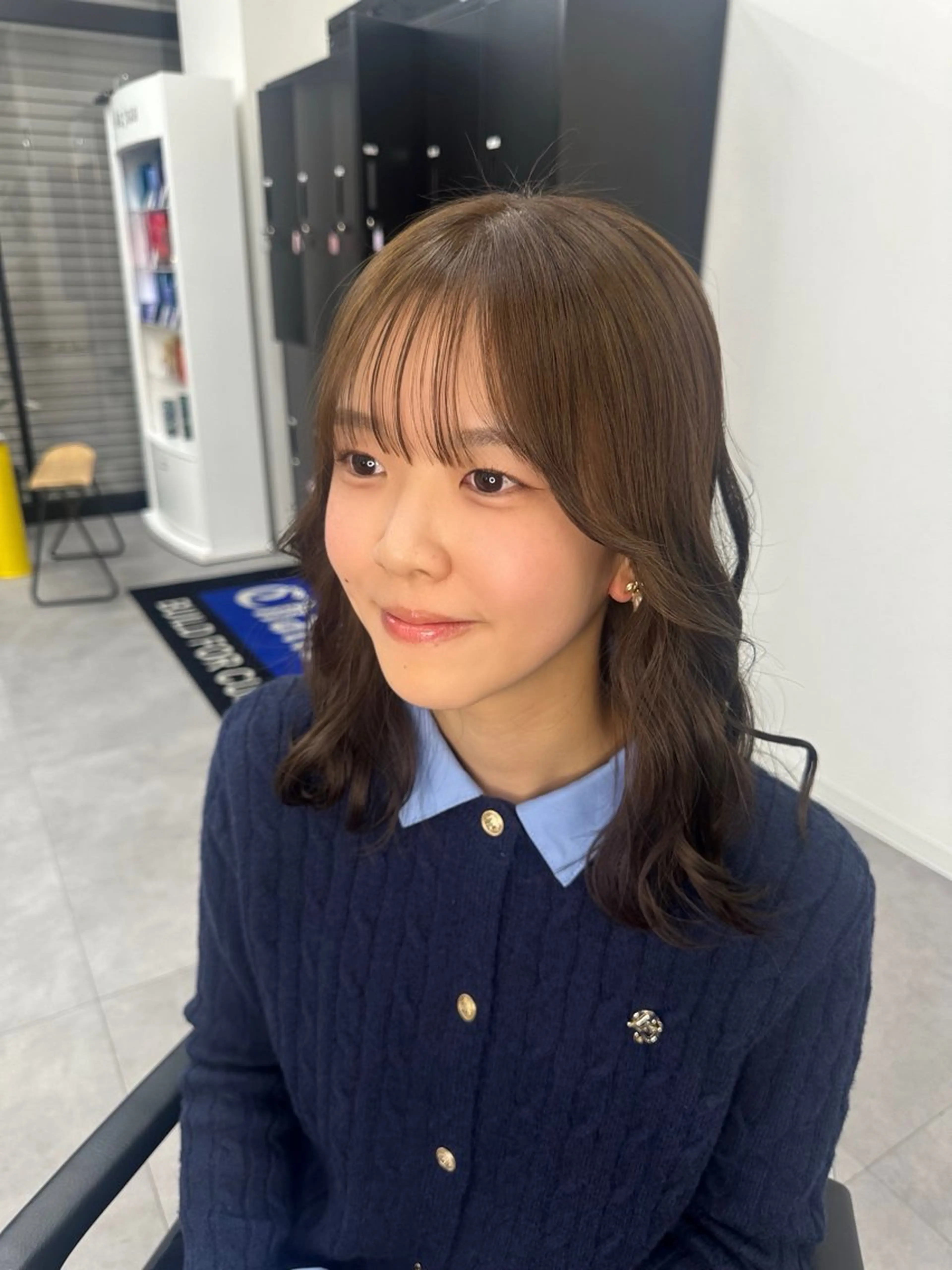 ミディアム カラー ブラウンカラー オリーブブラウン 大井 あんずのヘアスタイル