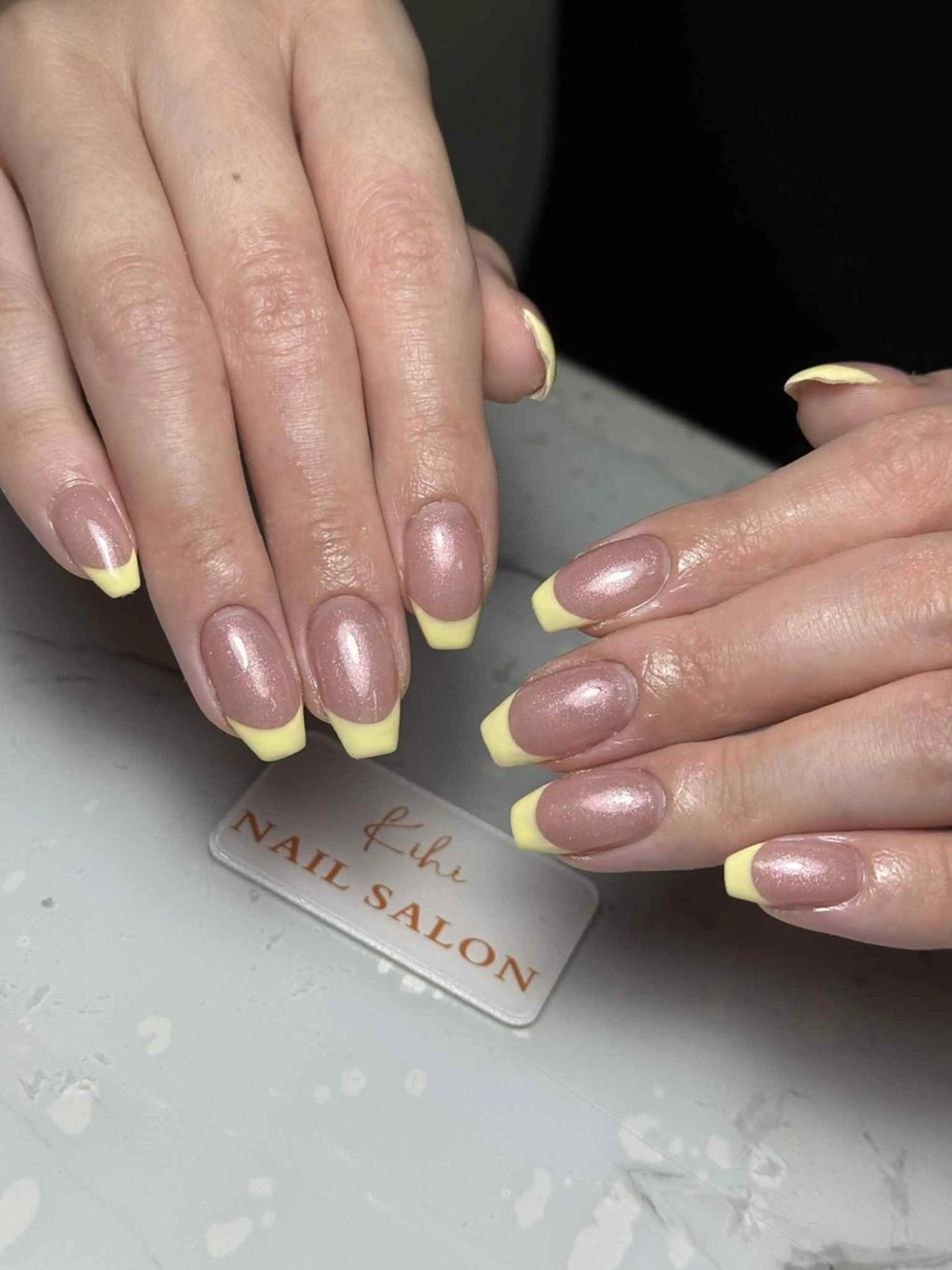 ネイル アートネイル フレンチネイル ジェルネイル グラデーション 韓国ネイル ハンドネイル 💕鈴木ユリ パラジェル/オフ無料のネイルデザイン