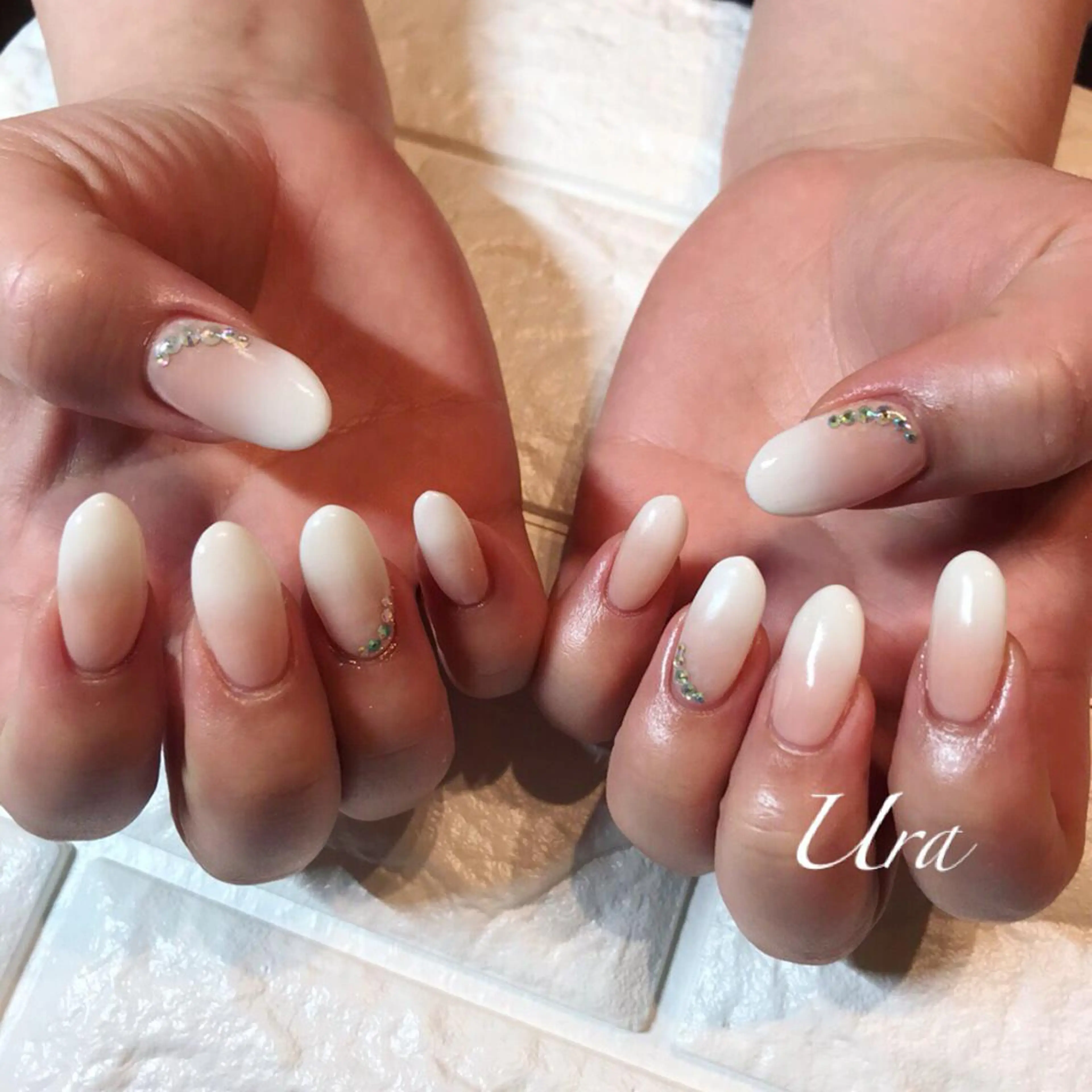 ネイル UrakoNail 《nail》のネイルデザイン