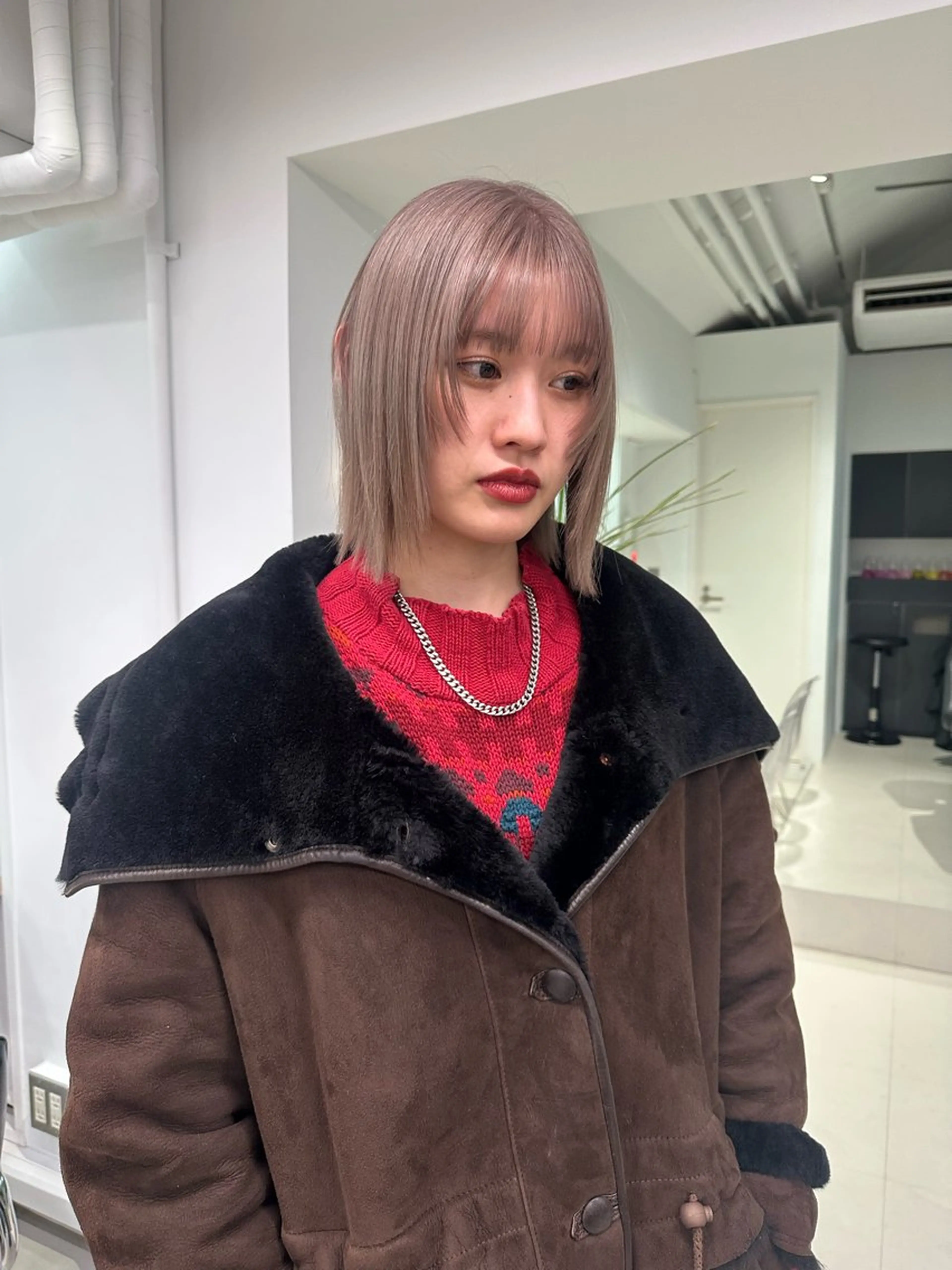 ショート カラー ベージュカラー ブリーチ ハイトーンカラー ラベンダーカラー ラベンダーベージュ カット ヘアカラー トリートメント REINA☁️透明感 カラー/ぷつっと♡のヘアスタイル