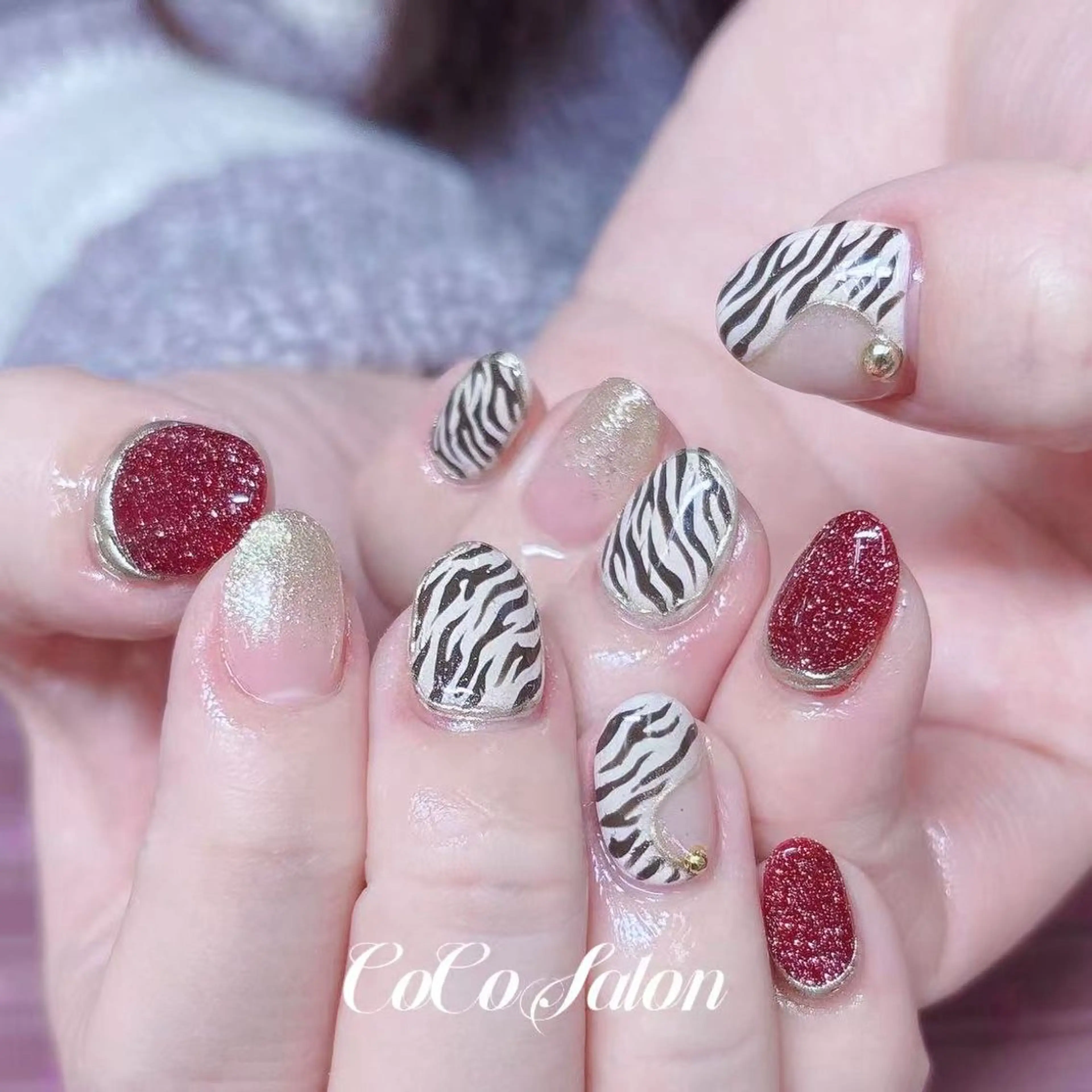 ネイル アニマル柄 ジェルネイル ラメ(グリッター) ミラーネイル ワンカラーネイル CoCo Salon ネイル/睫毛/脱毛のネイルデザイン
