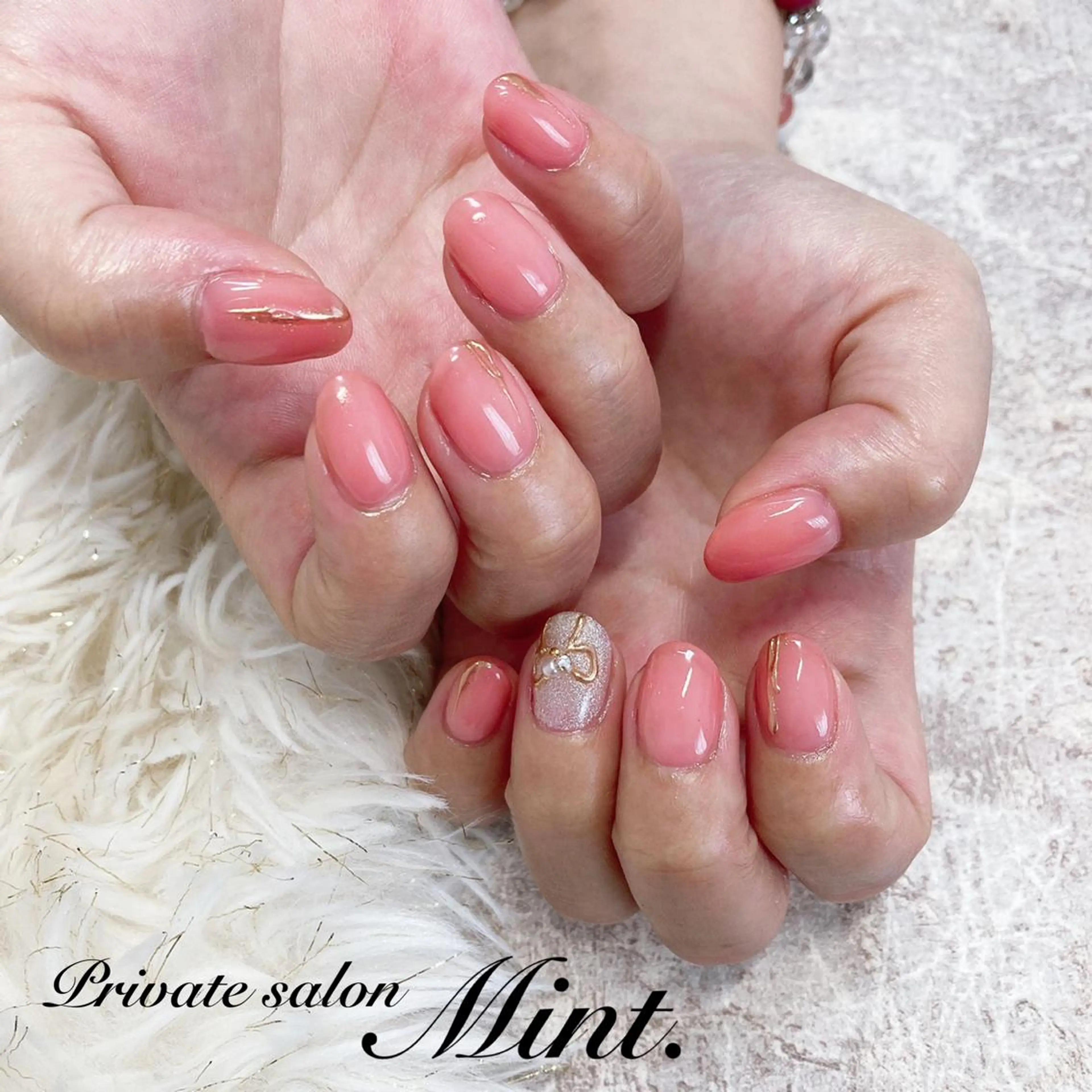 ショート ネイル ジェルネイル マグネットネイル ミラーネイル リボン ハンドネイル Mint. nailのネイルデザイン