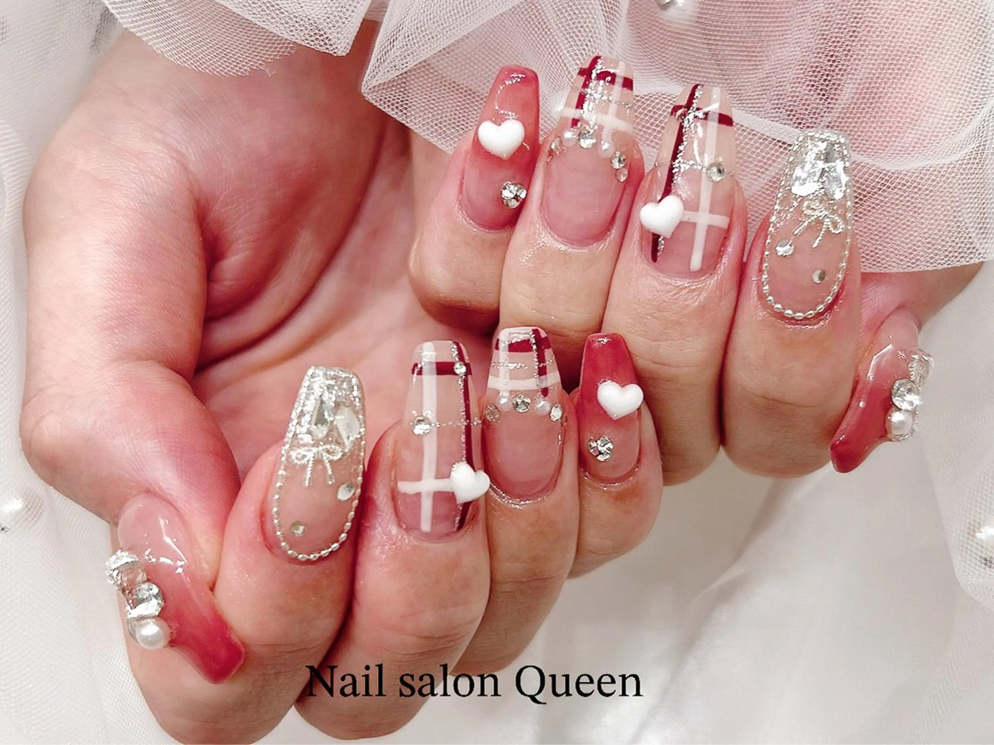 ネイル ハンドネイル ネイルサロンクイーン 東京/新宿/大久保のネイルデザイン