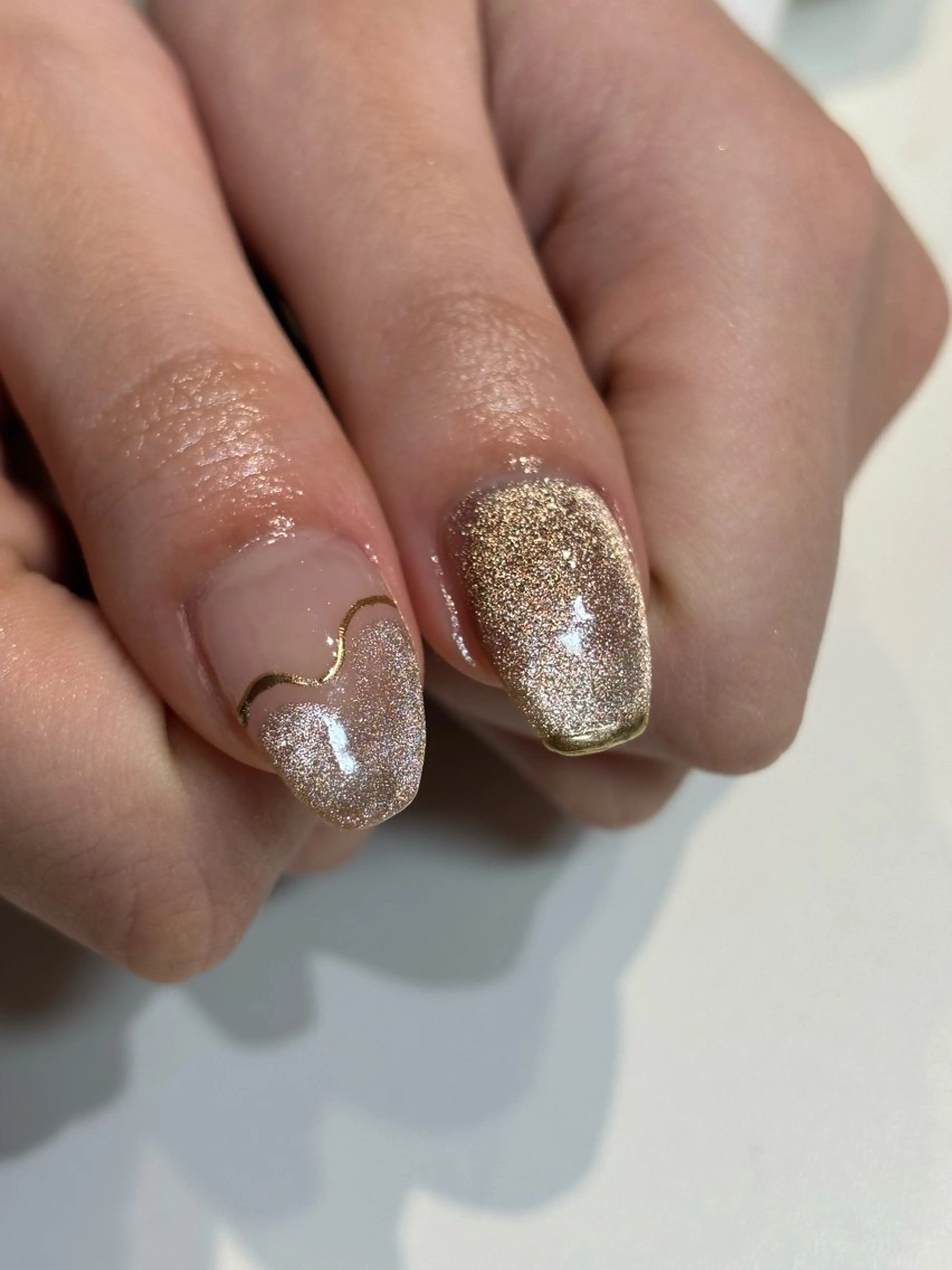 ネイル フットネイル フレンチネイル ジェルネイル グラデーション マグネットネイル ハンドネイル ヘアー.ネイル二刀流 misa🫧のヘアスタイル