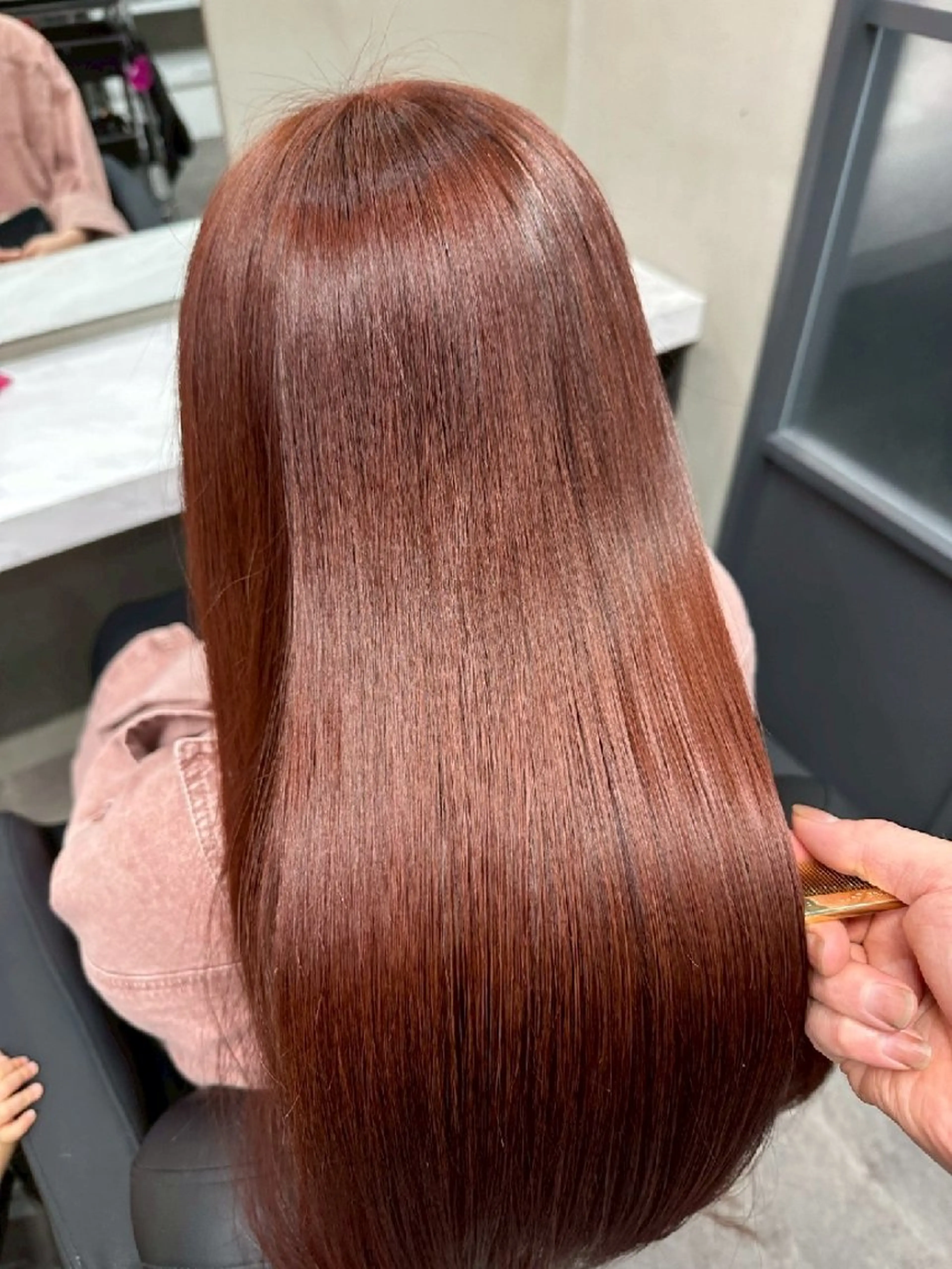 カラー セミロング セミロングパーマ トリートメント カット ヘアカラー トリートメント 高品質な髪質改善 透明感カラー船本のヘアスタイル