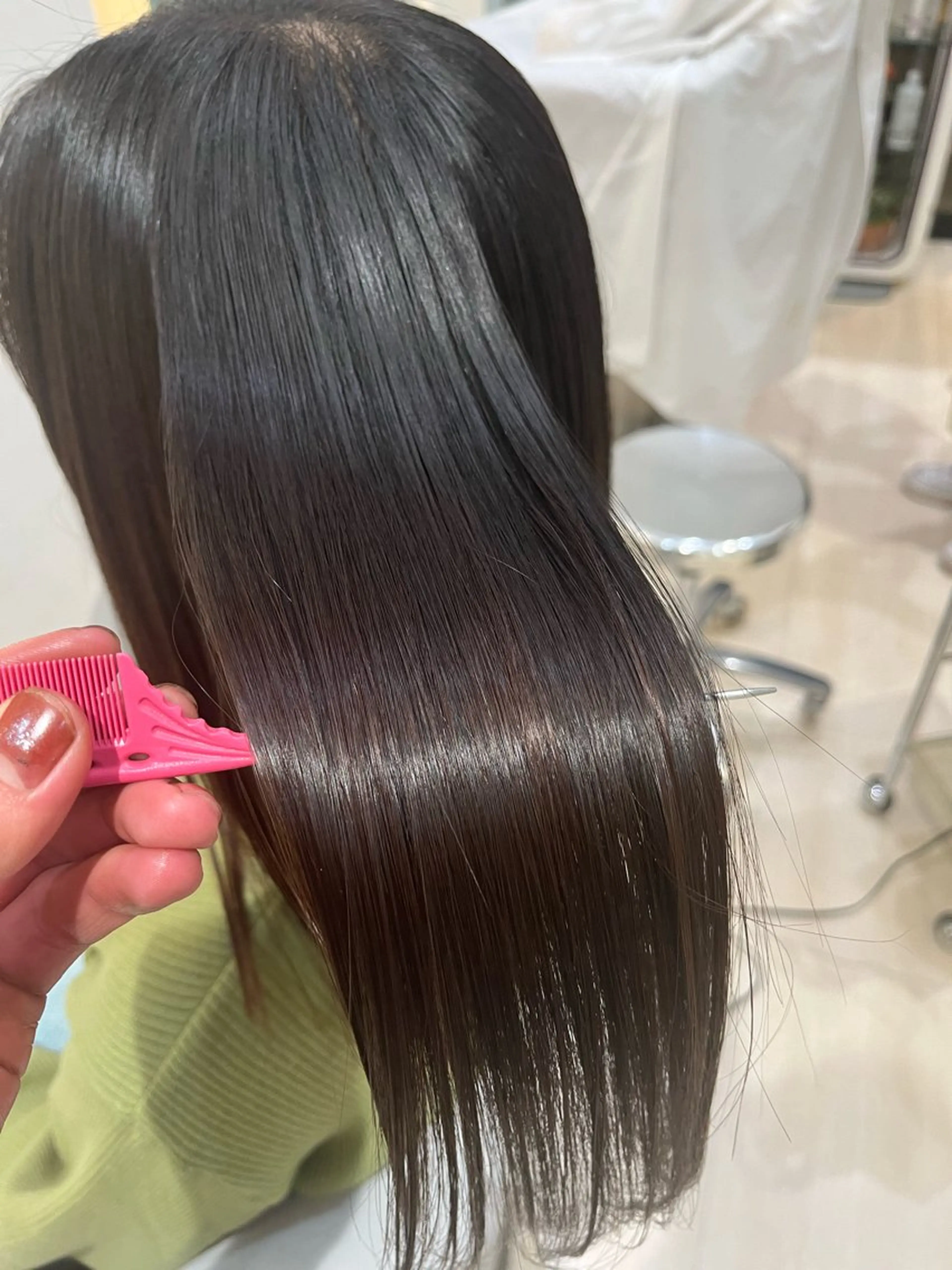 ロング R u i /透明感カラーのヘアスタイル