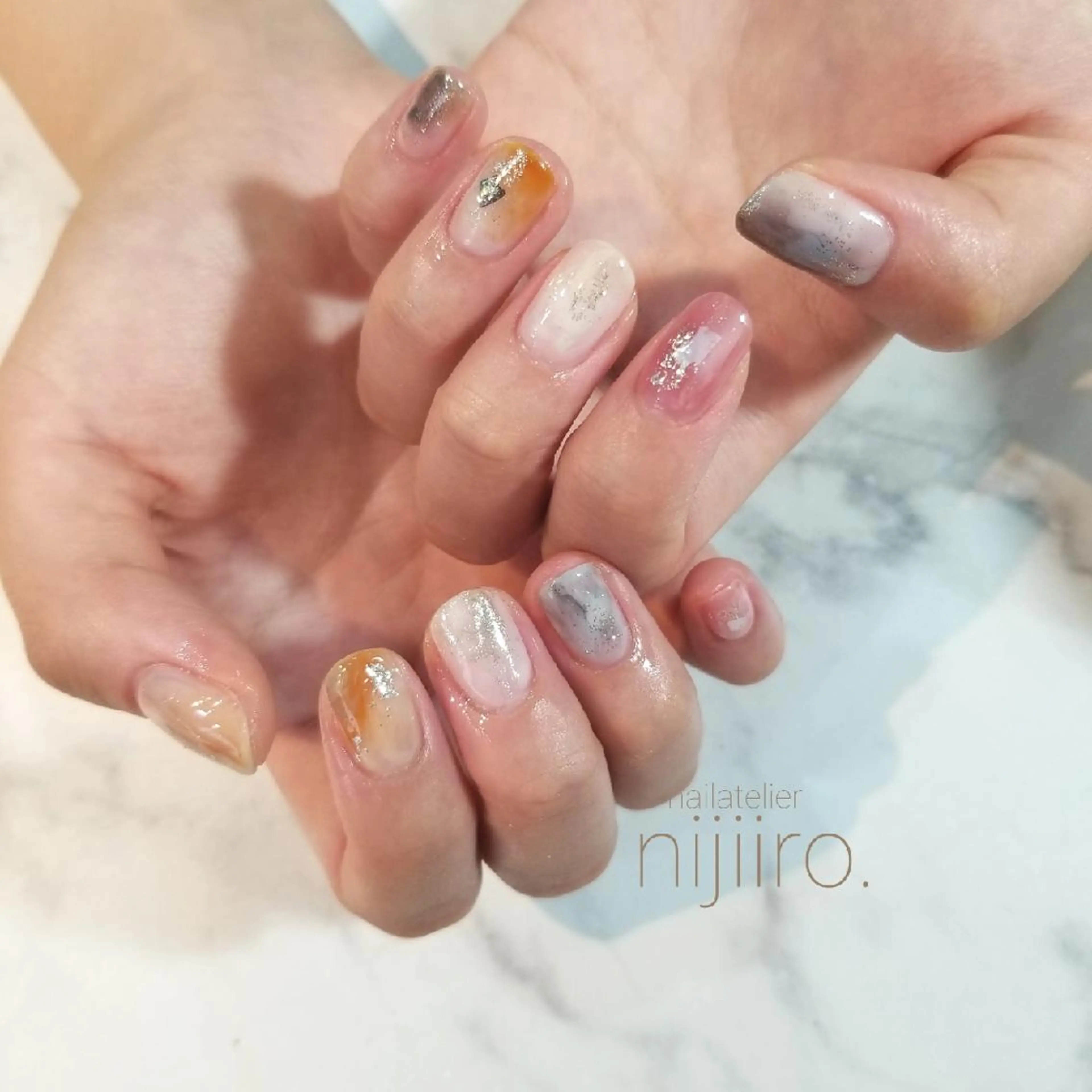 ネイル ハンドネイル nailatelier nijiiro.所属・nijiiro🌈 サトウのネイルデザイン