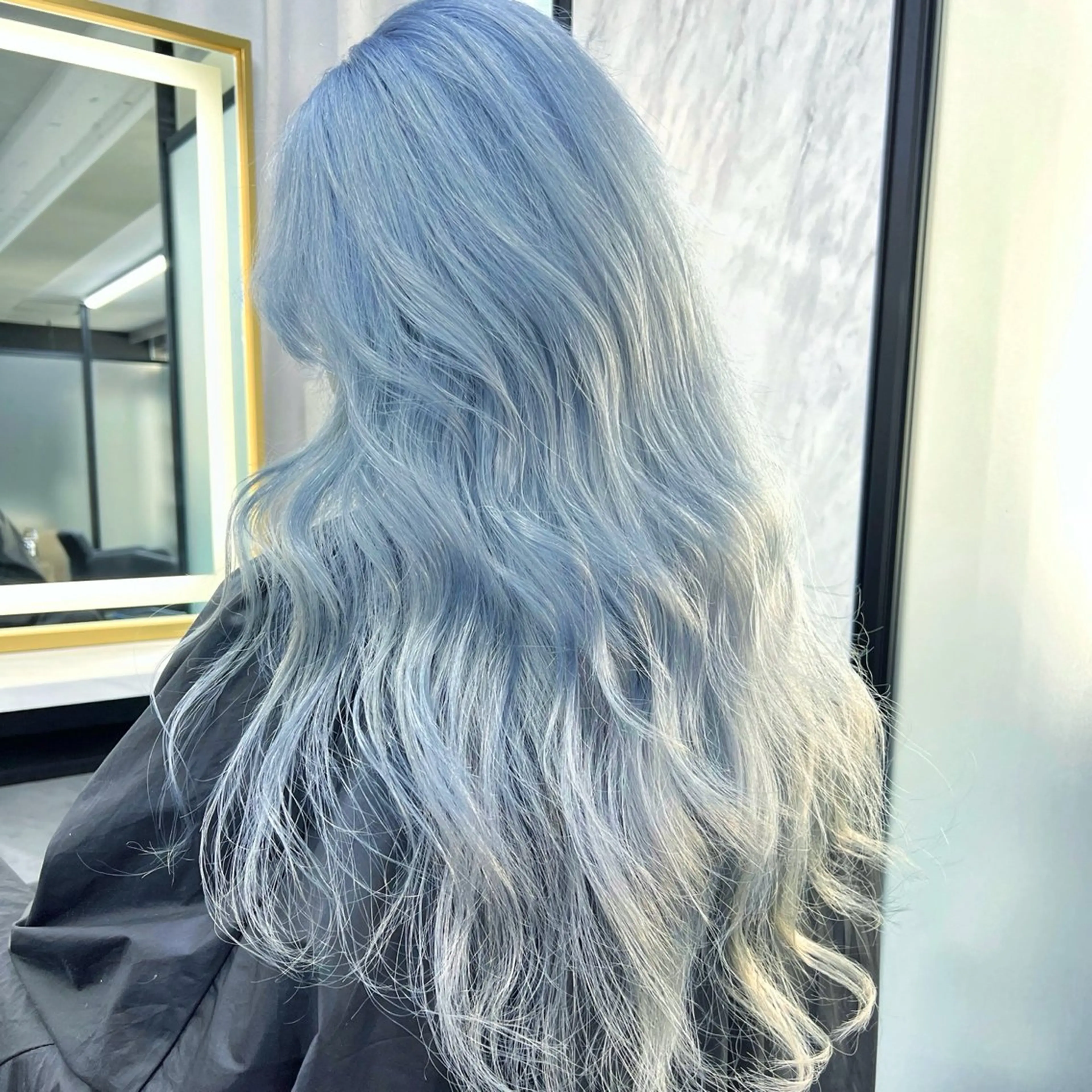 ロング カラー シールエクステ ハイトーンカラー エクステ ヘアカラー エクステ シールエクステ特化 ハイトーン、NANAのヘアスタイル