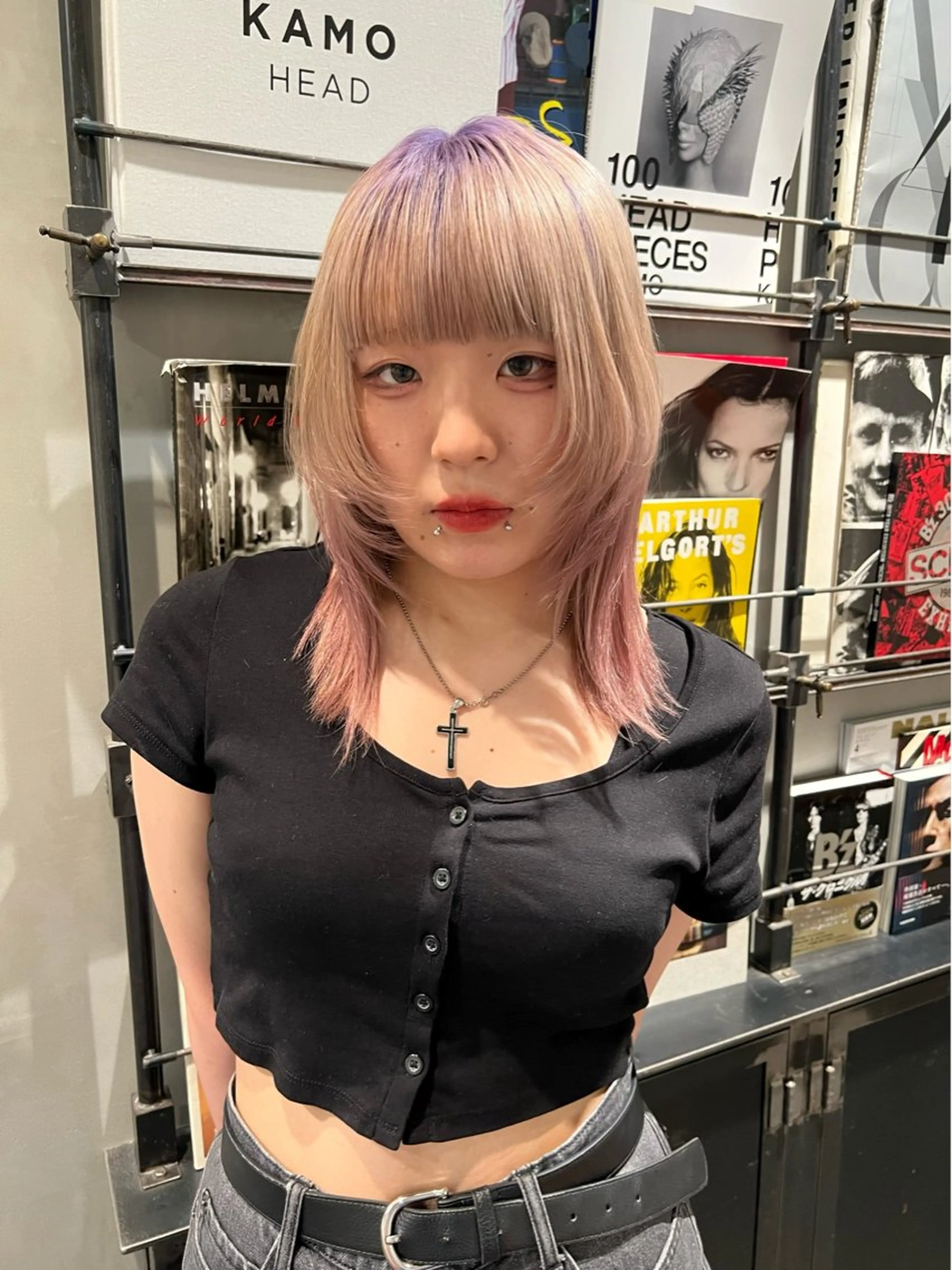 セミロング カラー ブリーチ ヘアカラー トリートメント アンニュイヘア🪽 ayumiのヘアスタイル