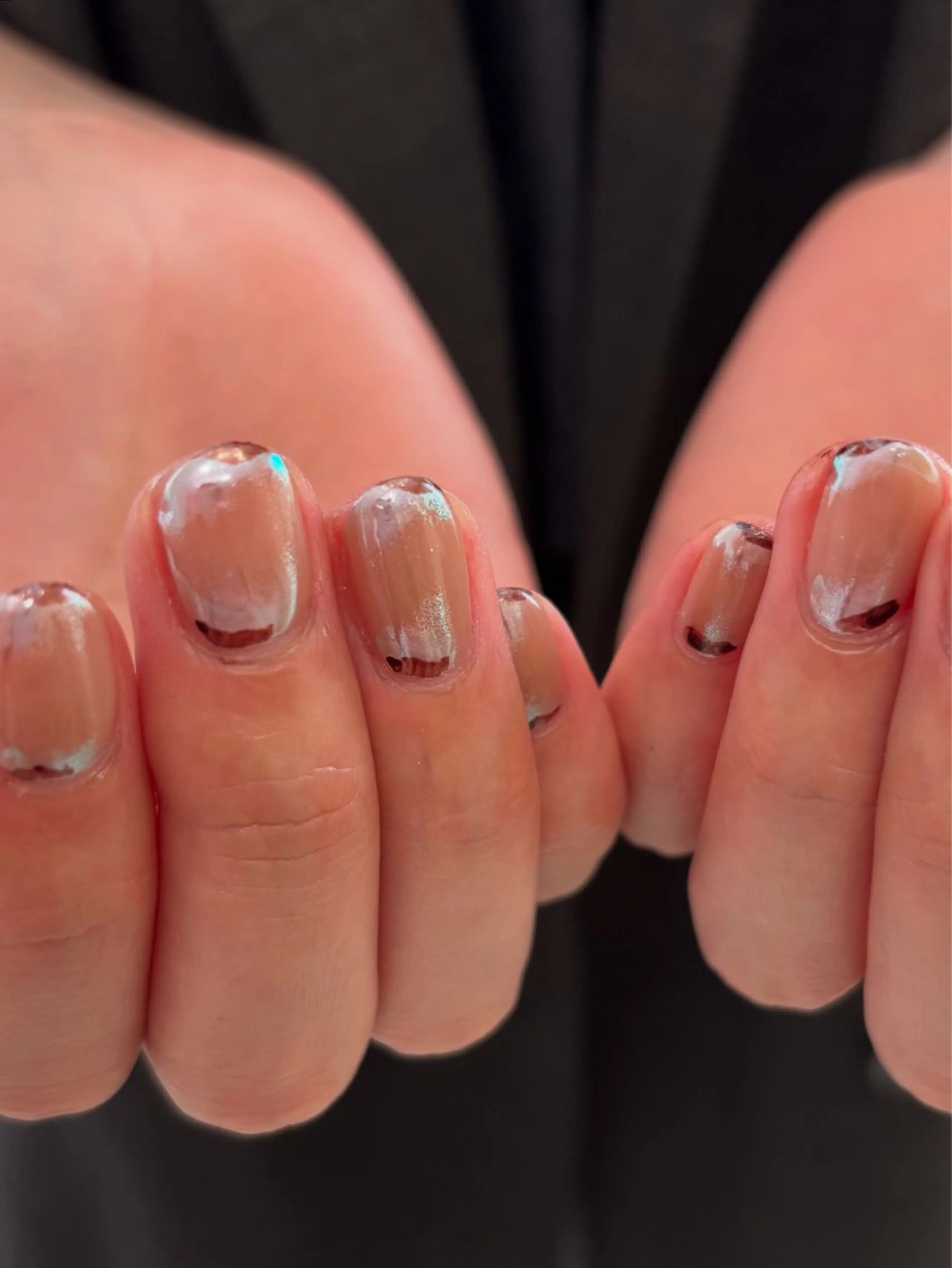 ネイル une／YUKINA 🫧大人nuanceのネイルデザイン