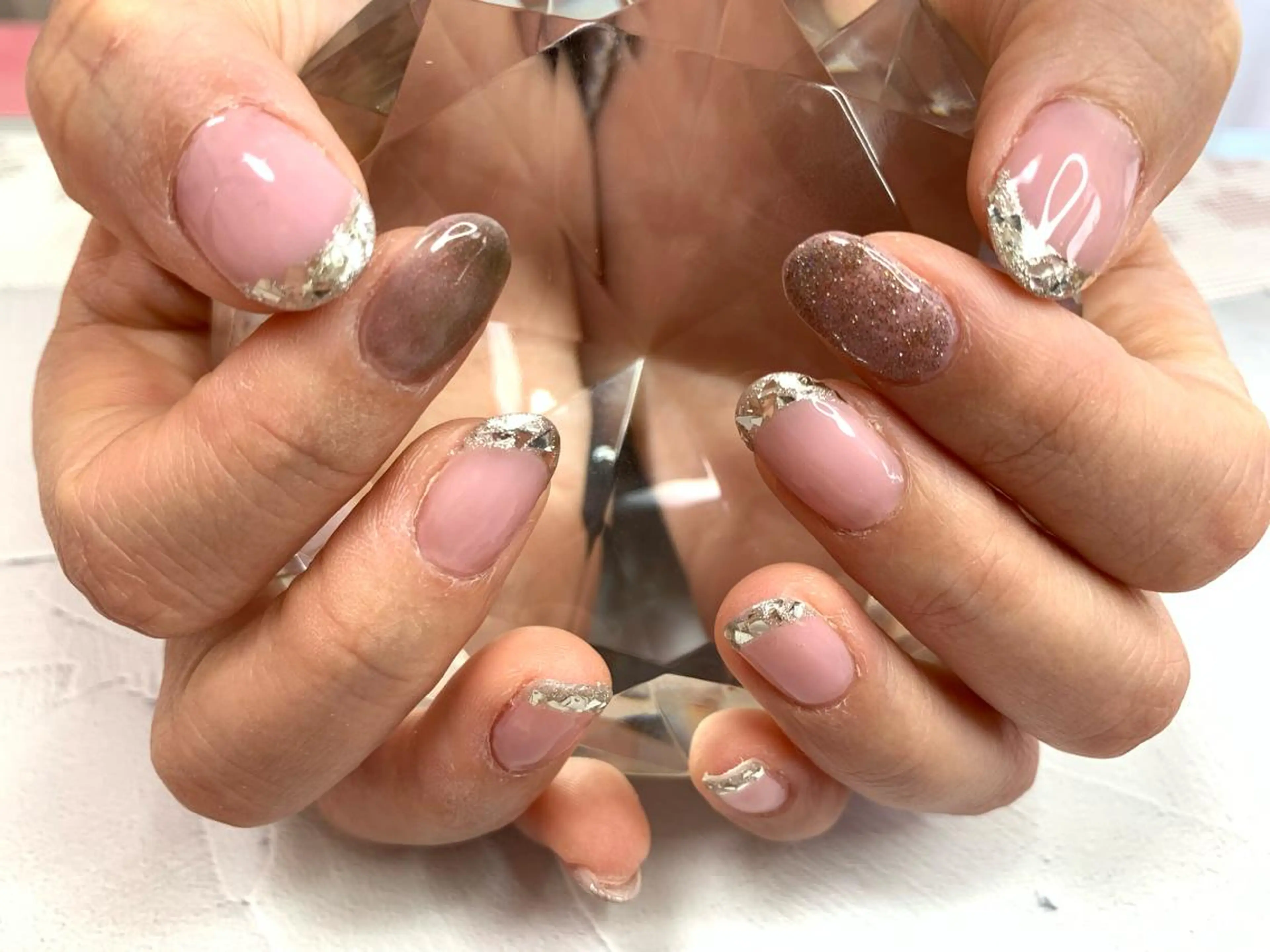 ネイル フラッシュネイル フレンチネイル ガラスフレンチ キラキラネイル ラメ(グリッター) noheanail YONEDAのネイルデザイン