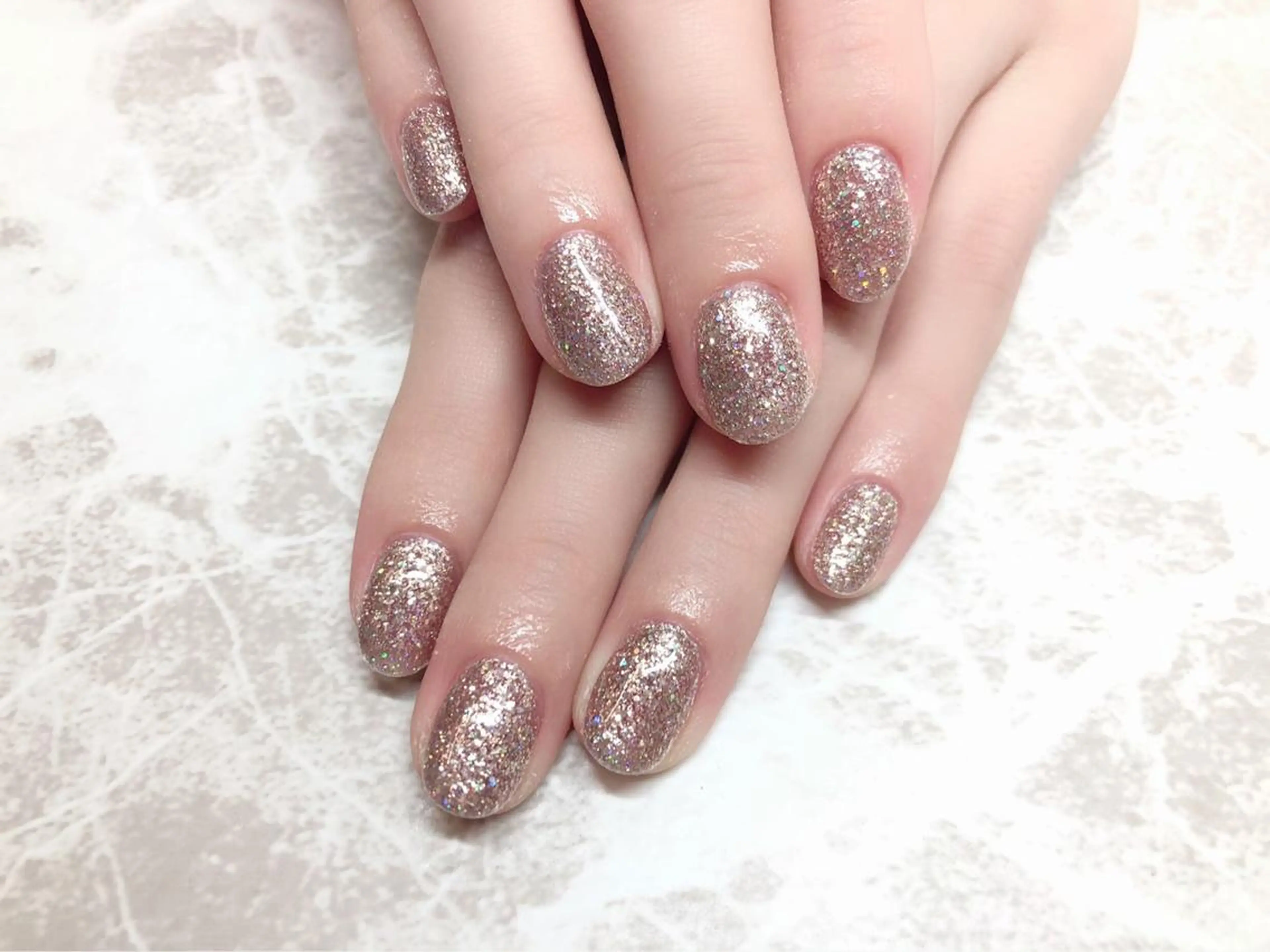 ネイル ハンドネイル マジックミラー所属・マジック ミラーのネイルデザイン