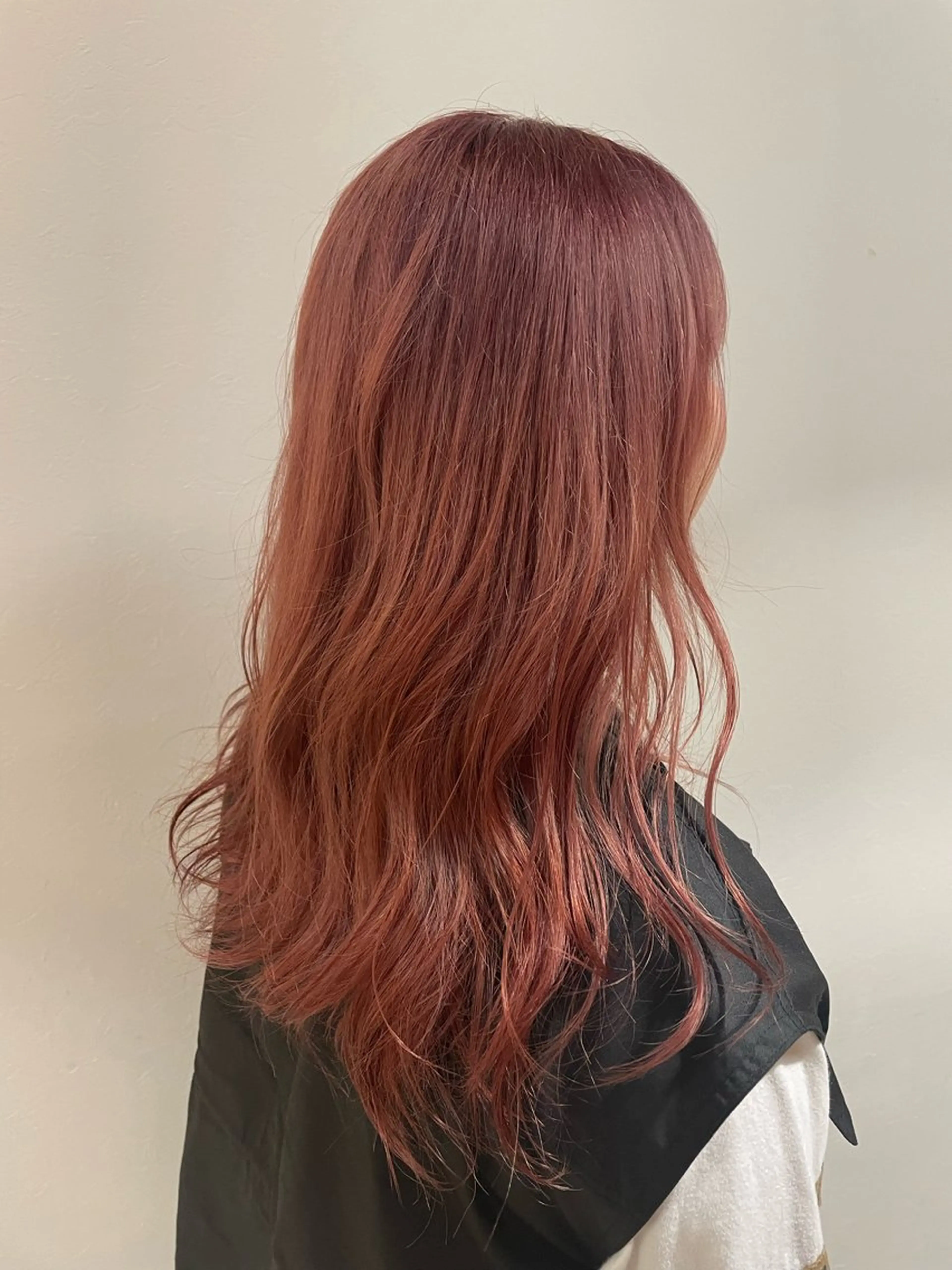 ロング ヘアカラー ブリーチ🌟リタッチ 🎠KANON🎡のヘアスタイル