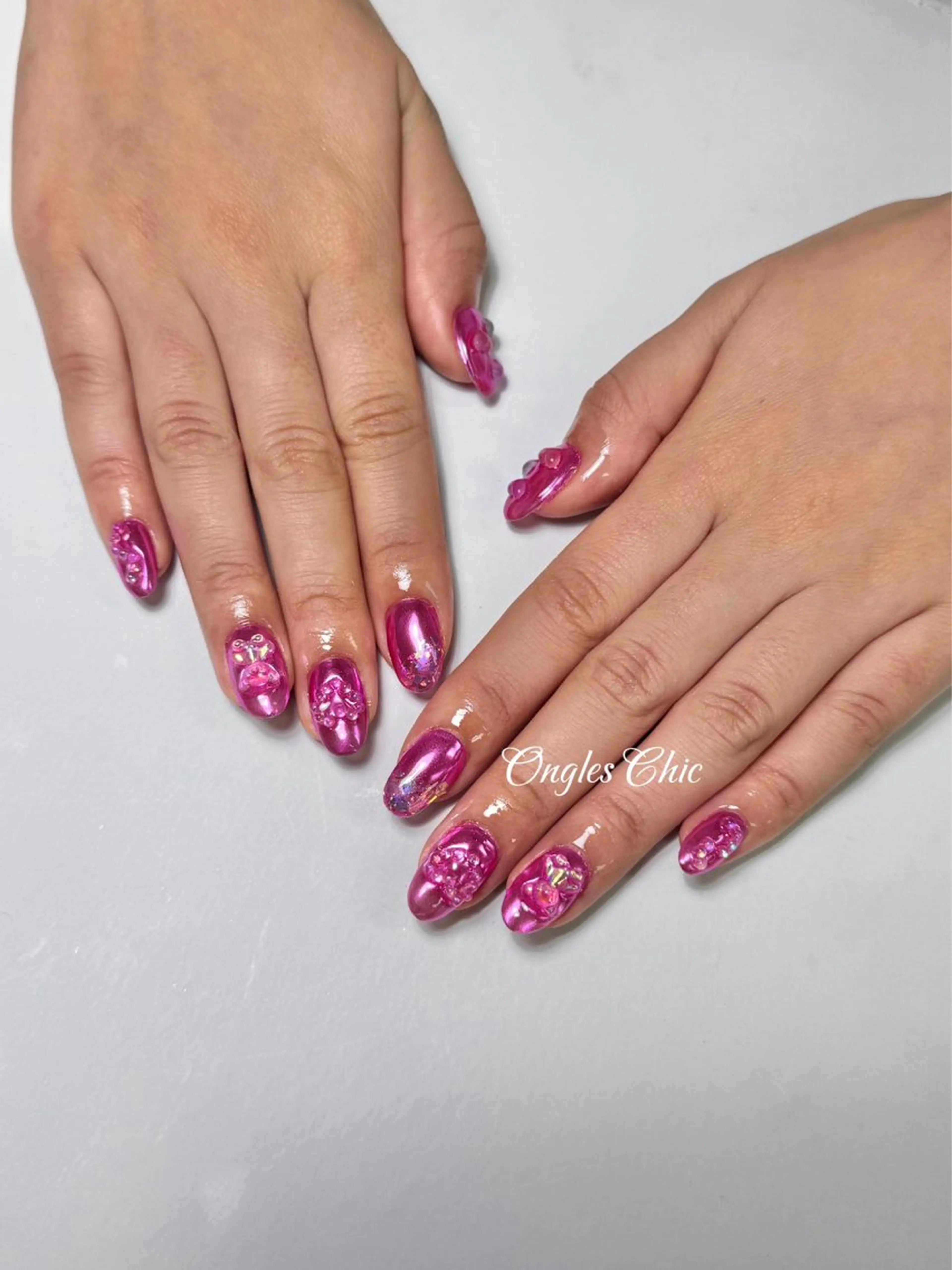 ネイル ongles chic24時間営業のネイルデザイン