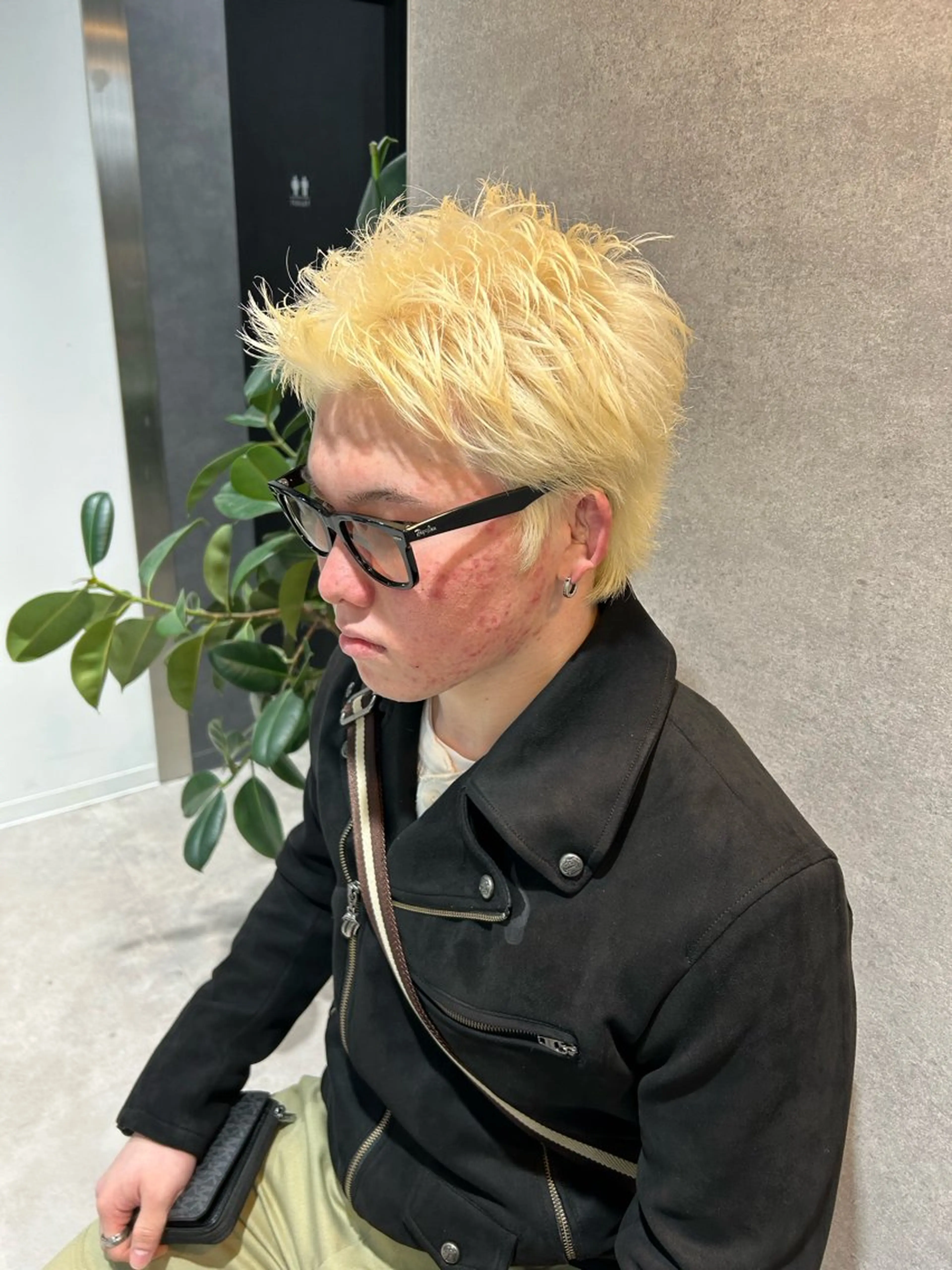 カラー メンズ メンズブリーチ ブリーチ ❤️‍🔥メンズ専門 mamu❤️‍🔥のヘアスタイル