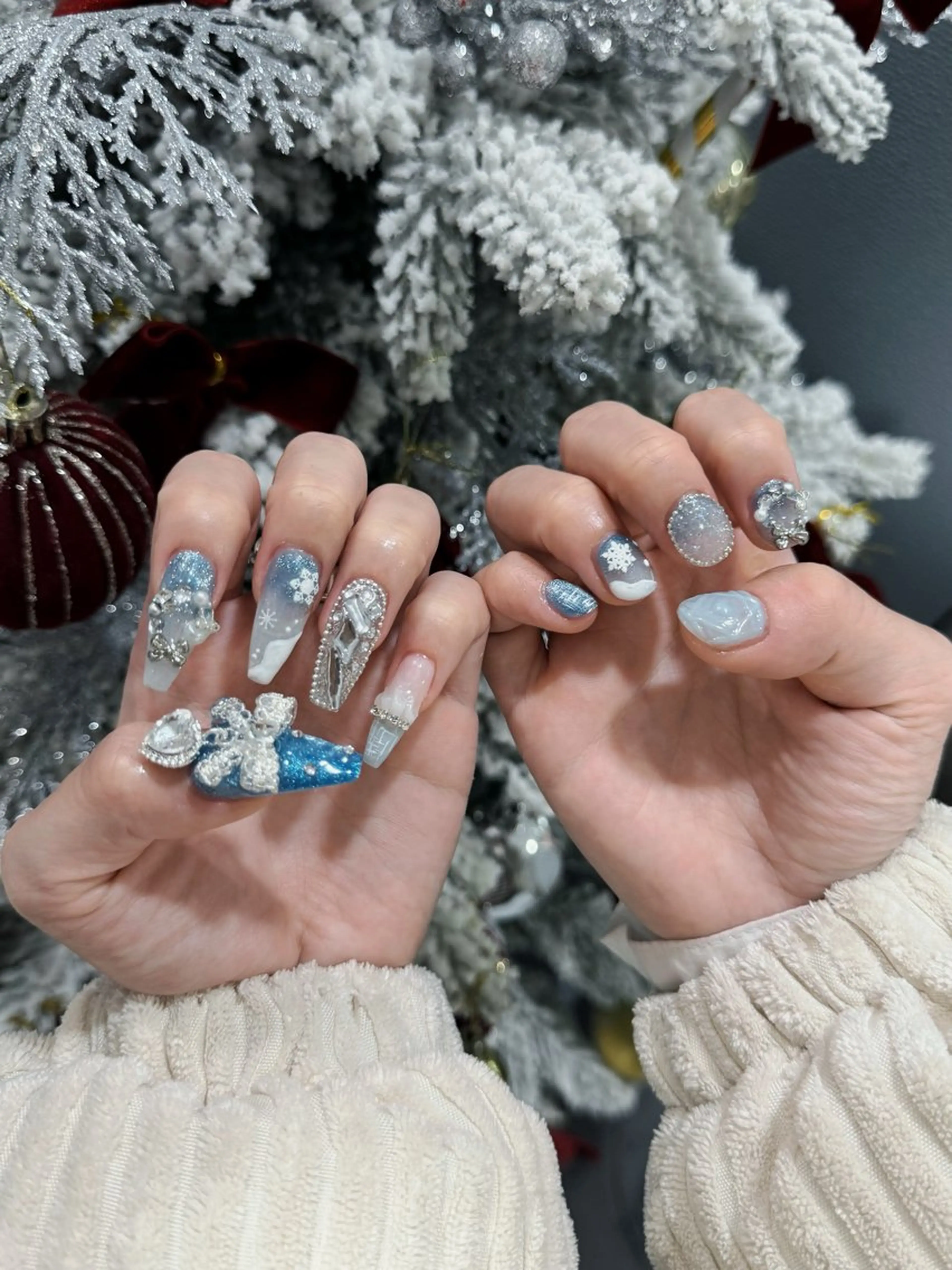 ネイル キラキラネイル ラメ(グリッター) マグネットネイル ハンドネイル Kitty Nailのネイルデザイン