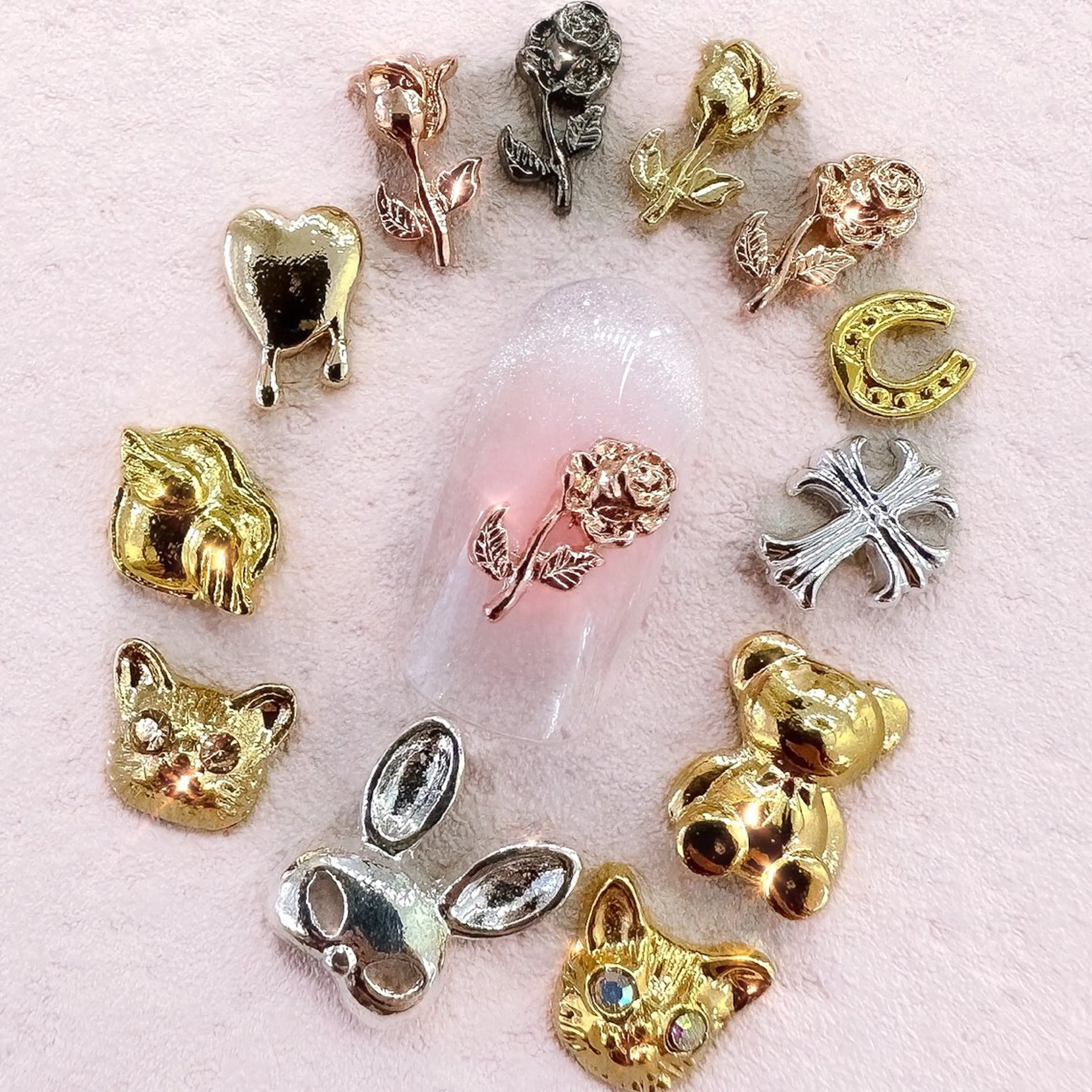 ネイル mew mew NAIL & EYEのマツエク・マツパデザイン