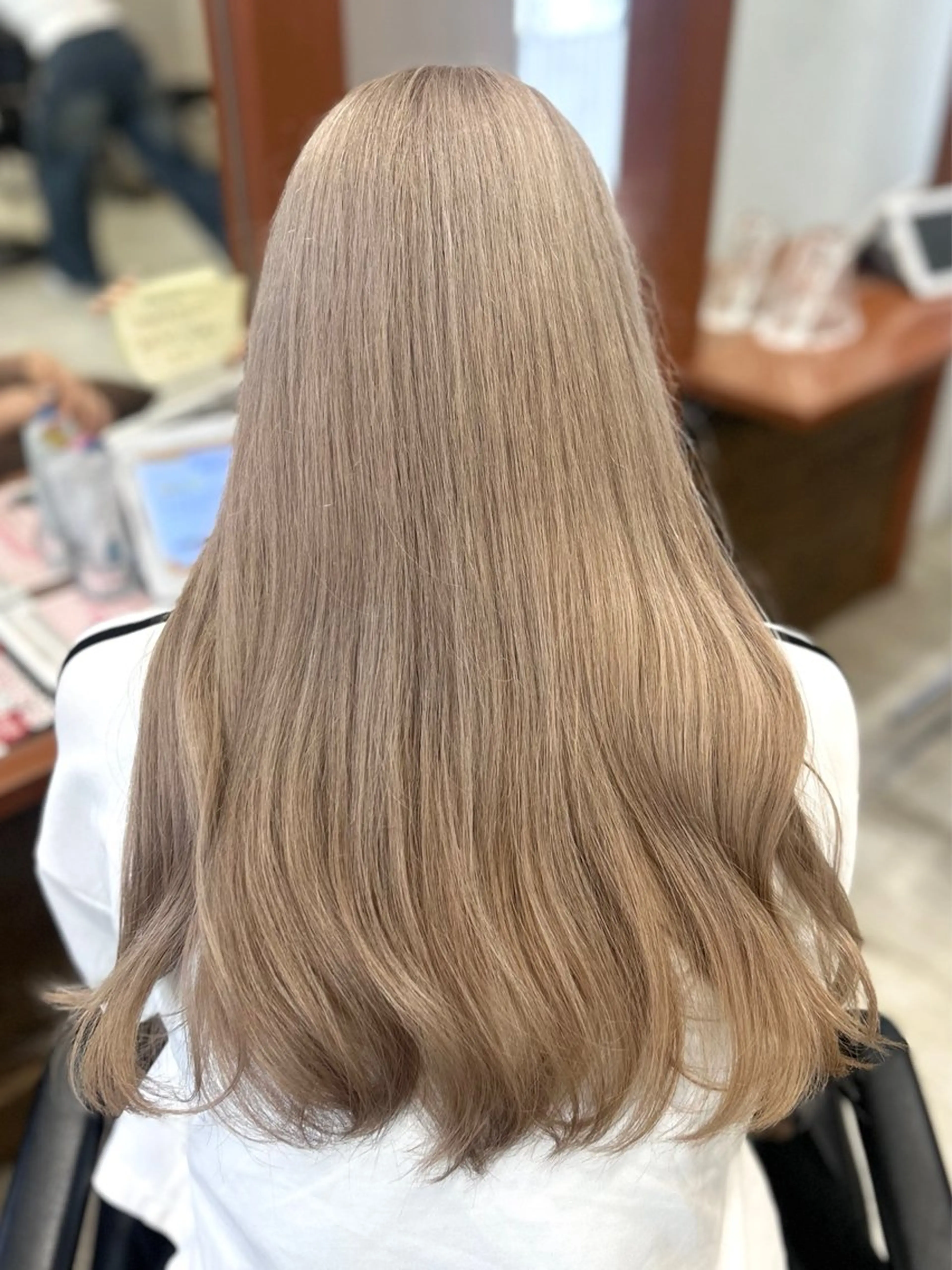 カラー CIEL 難波店所属・🎀透明感/レイヤ ー/Kotona🎀のヘアスタイル
