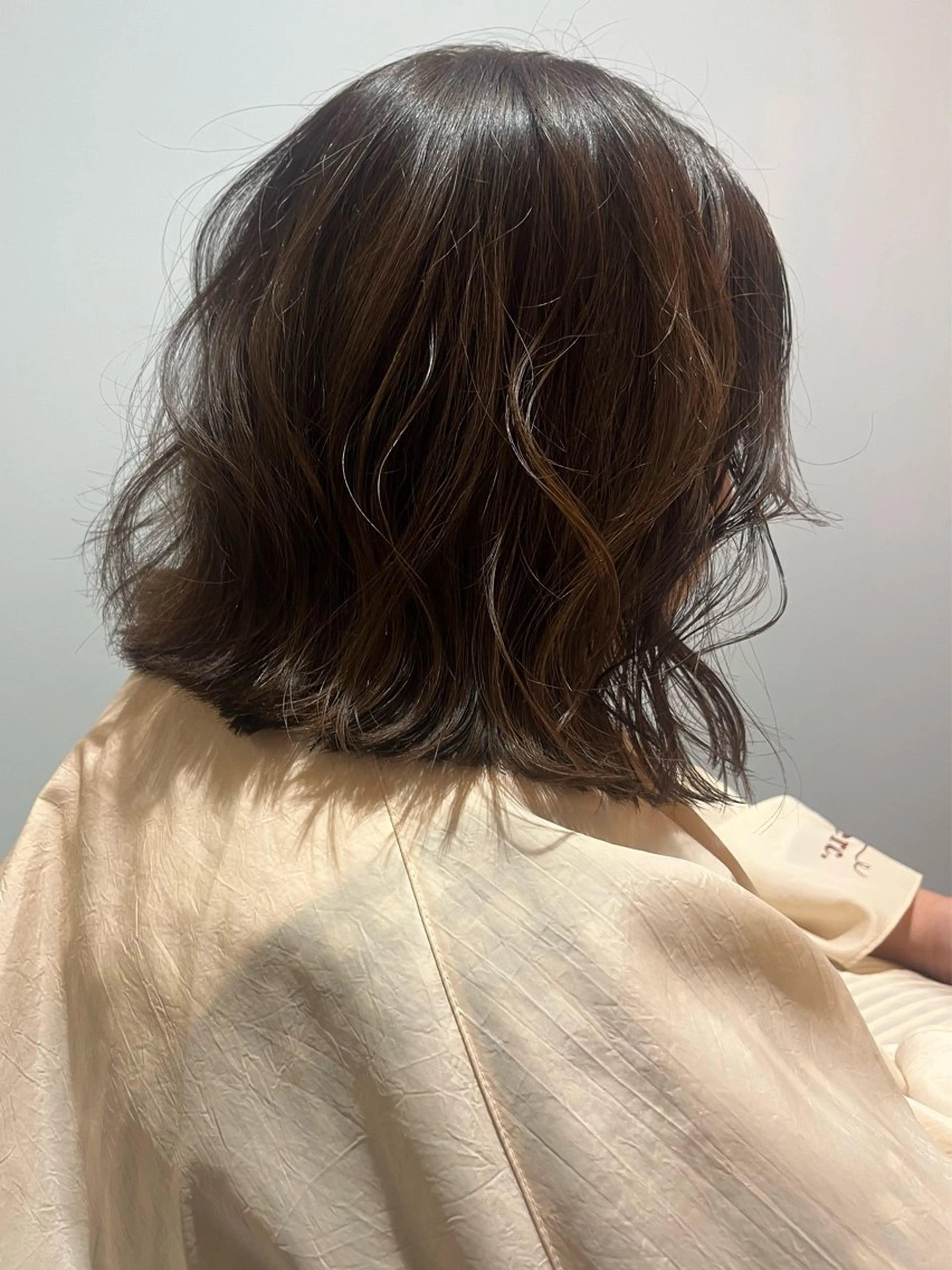 カラー merc.🐑🤍 山口夏希のヘアスタイル