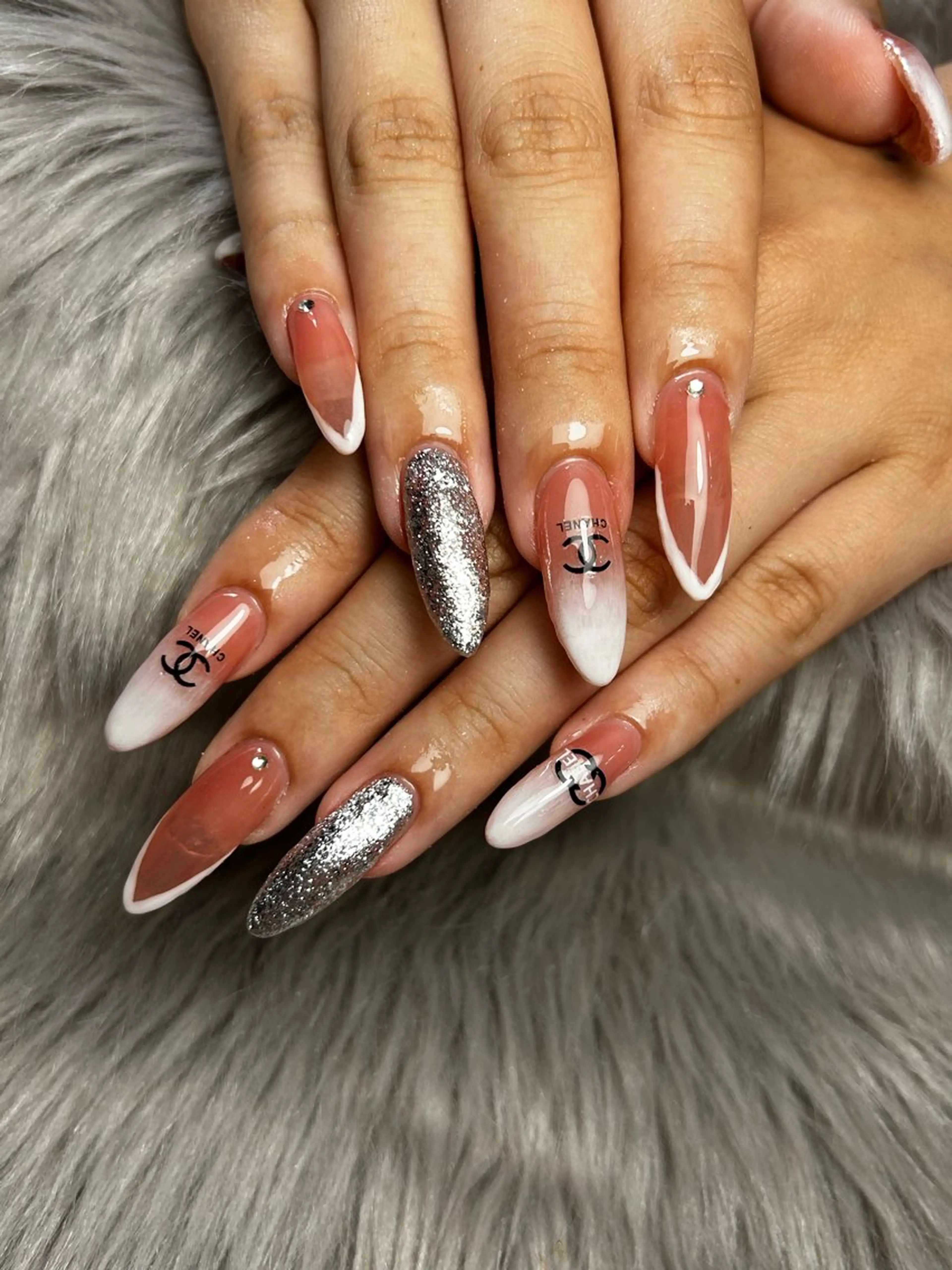 ネイル mou mou nailのネイルデザイン