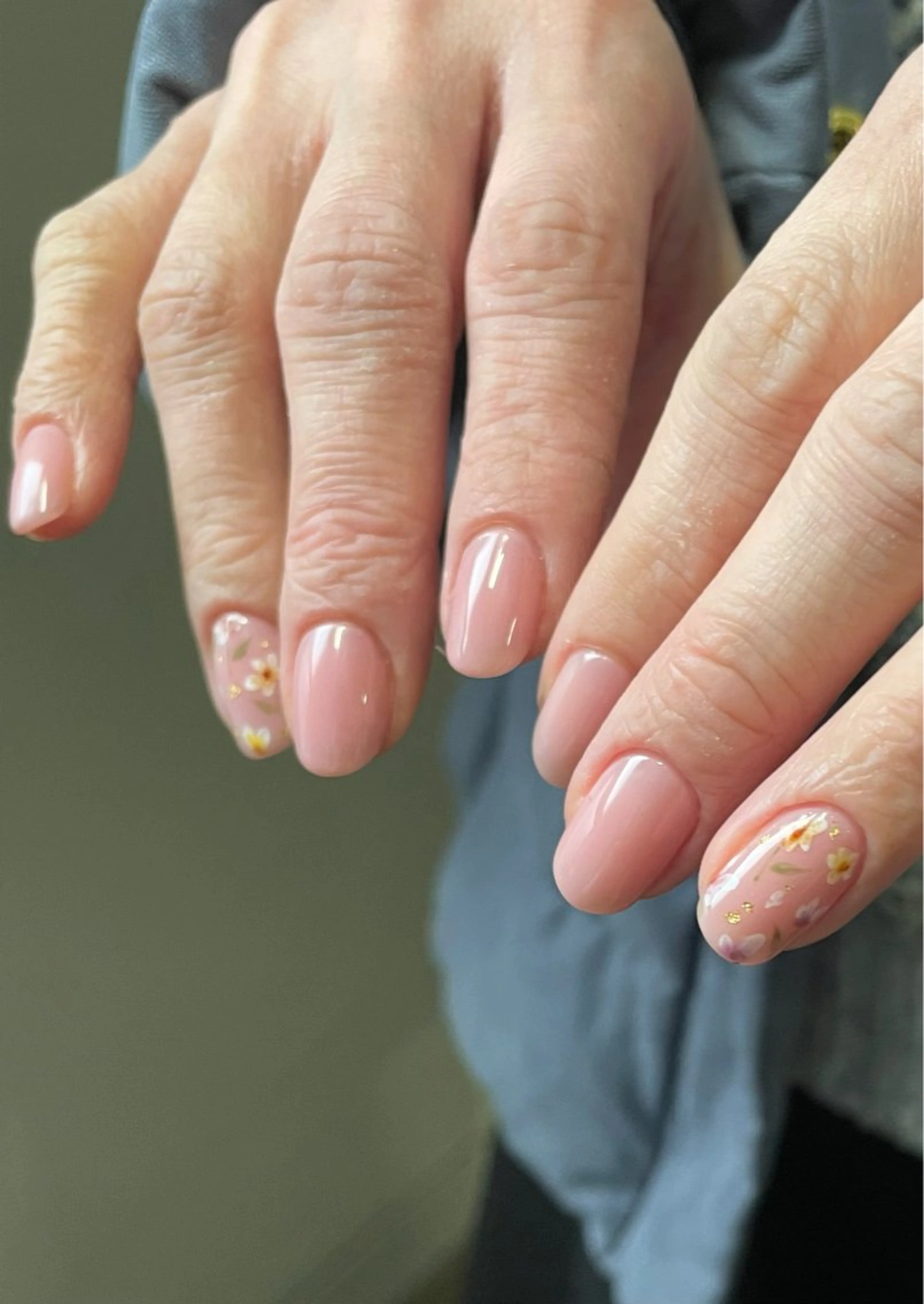 ネイル アートネイル F room 表参道のネイルデザイン