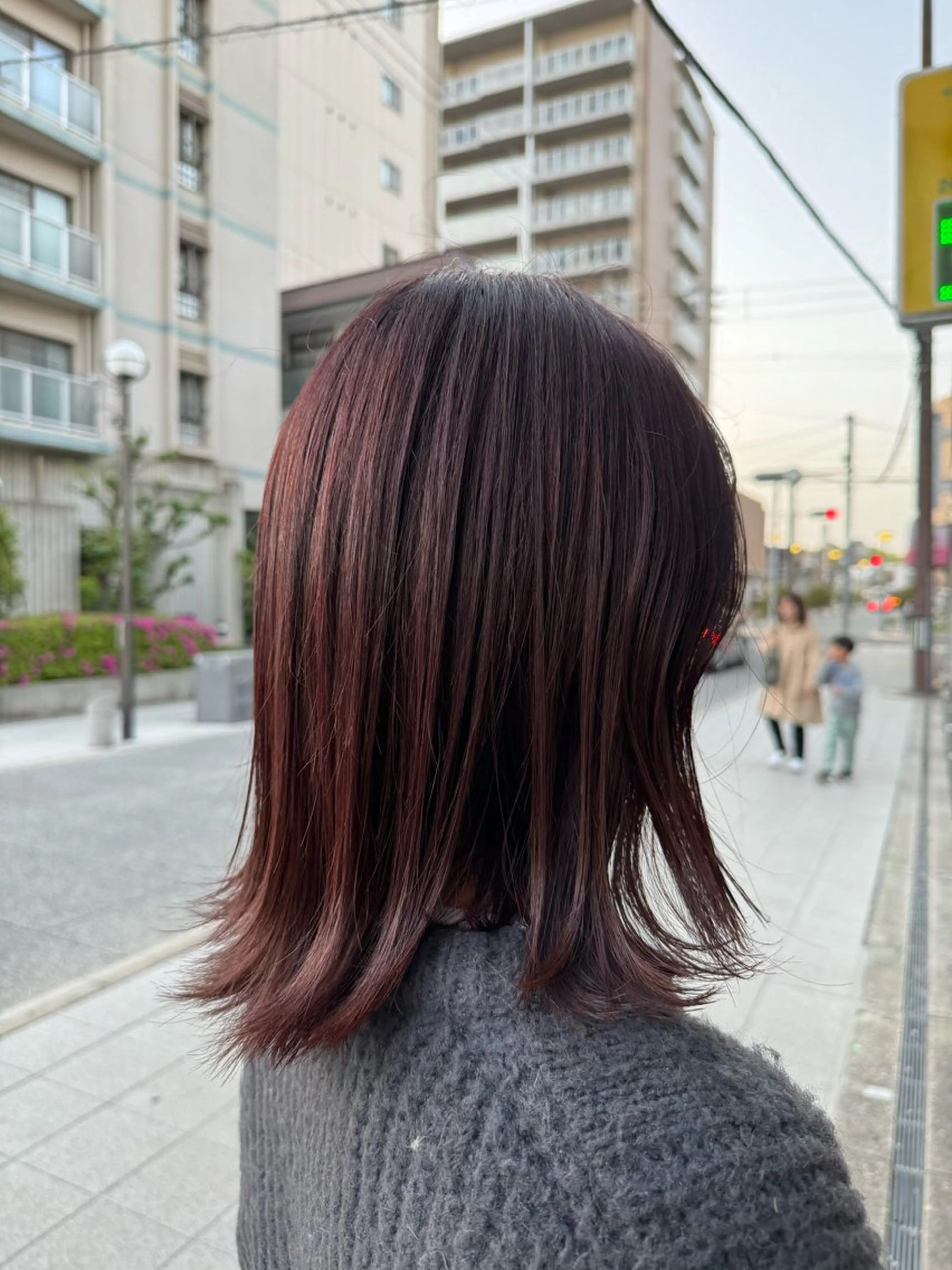 ミディアム カット ヘアカラー 小村 誠也のヘアスタイル