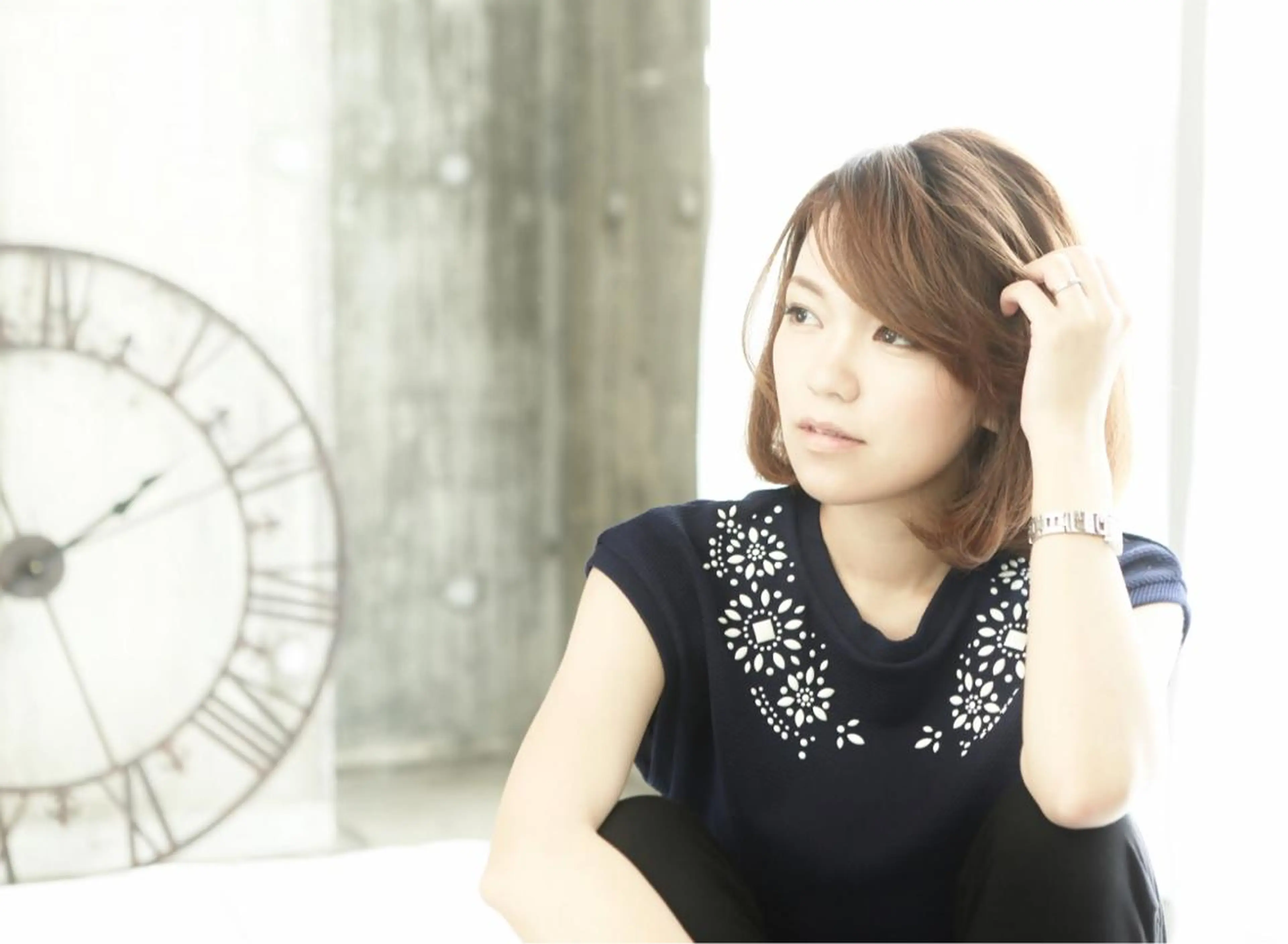 デザインカット & イルミナカラー　【ロング料金有り/肩下＋1100円/胸下＋2200円/腰下＋3300円】の写真