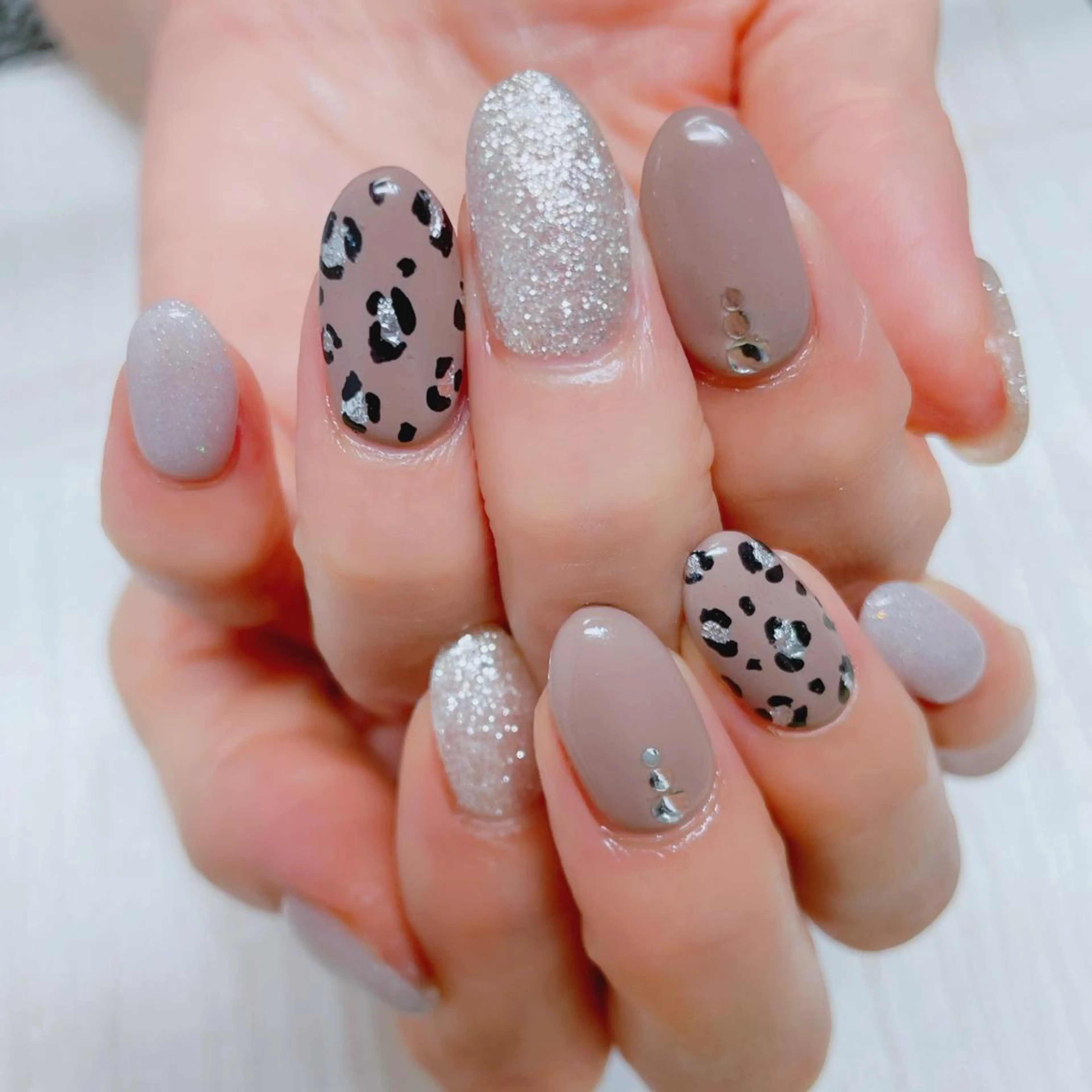 ネイル luxe NailDesignのネイルデザイン