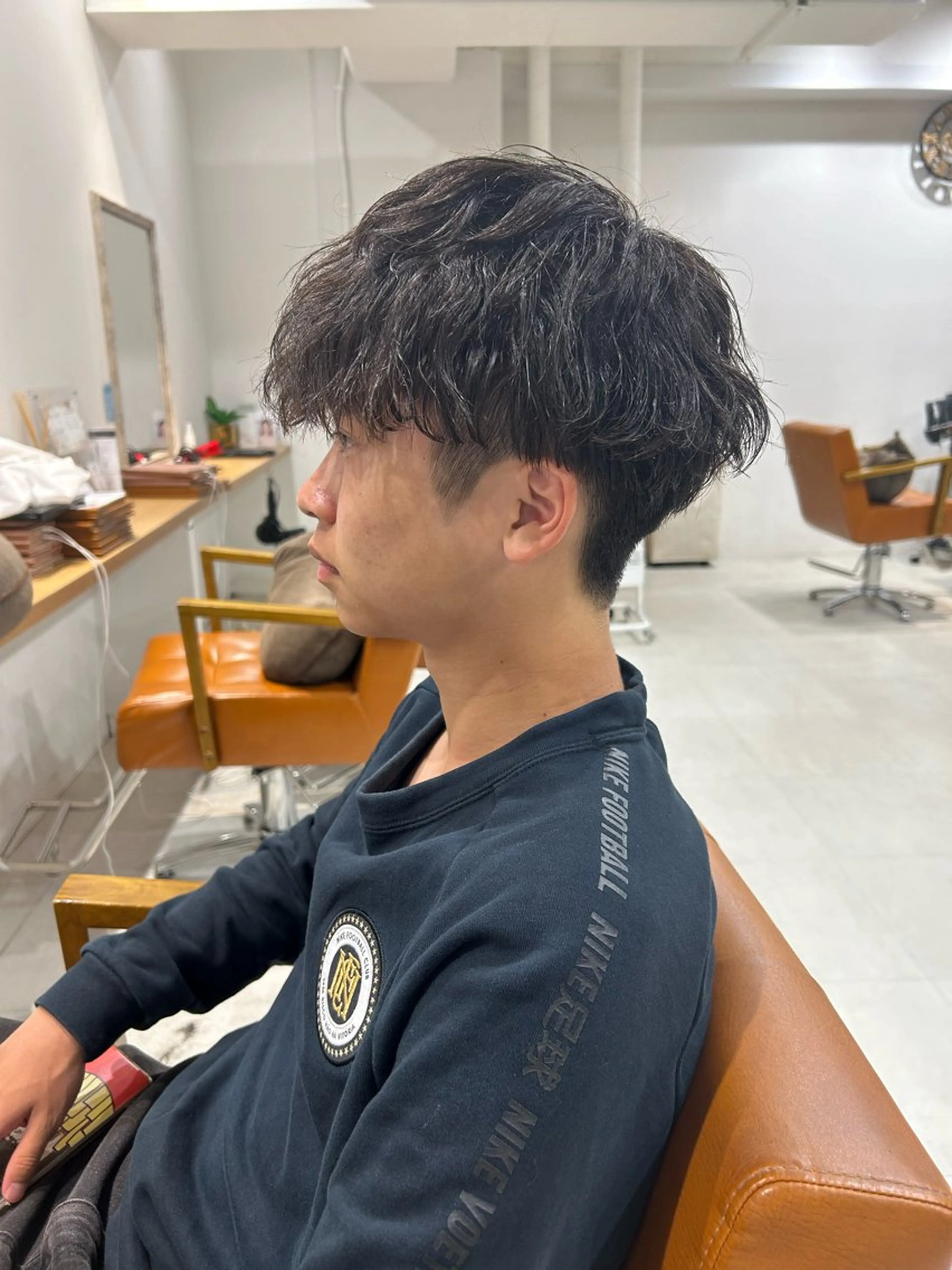ショート パーマ メンズ 山﨑 燦人のヘアスタイル