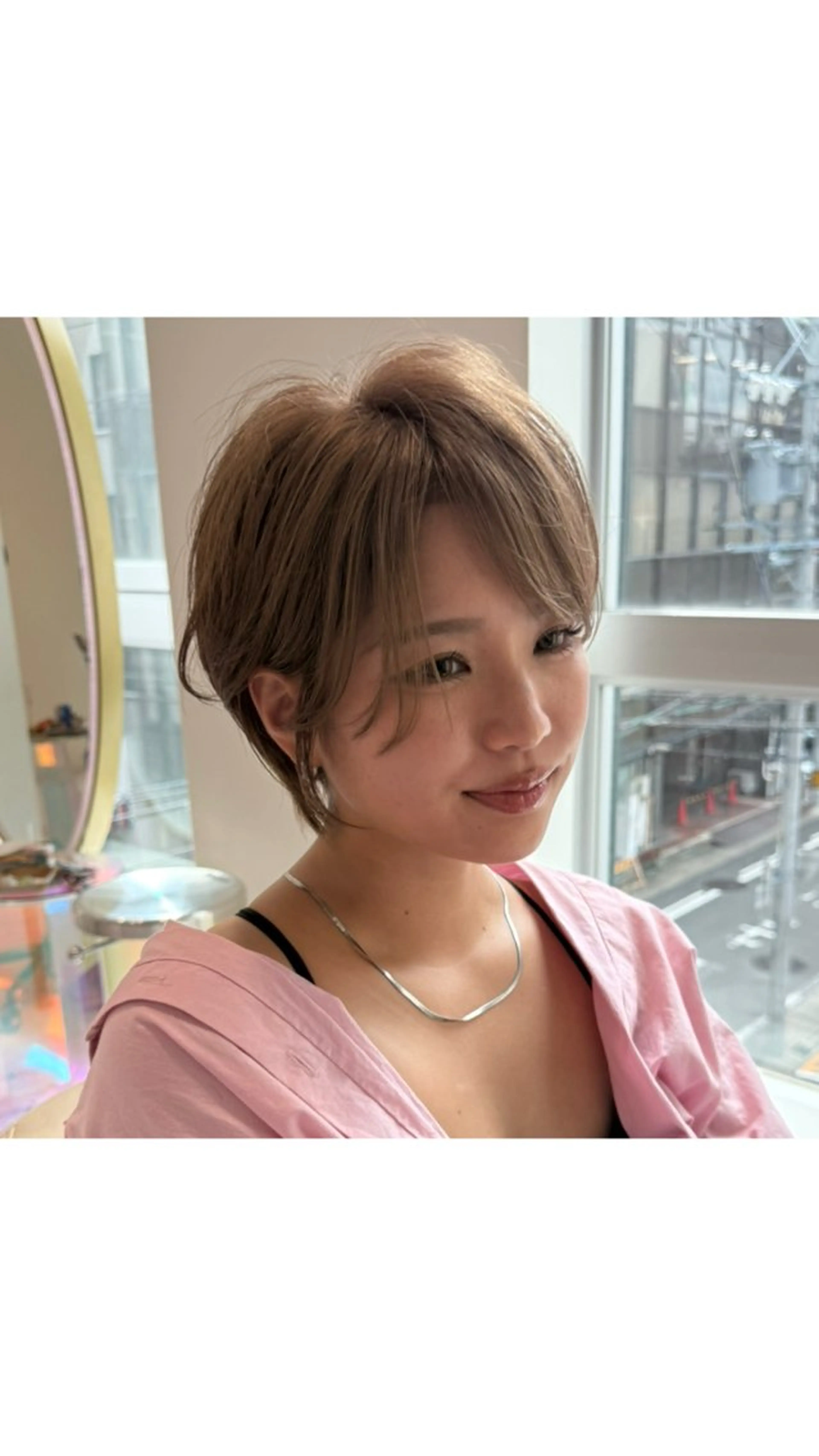 ショート カラー ベージュカラー ショートヘア 小顔カット カット ヘアカラー 🌟TOSHI/透明 感カラー/ショートのヘアスタイル