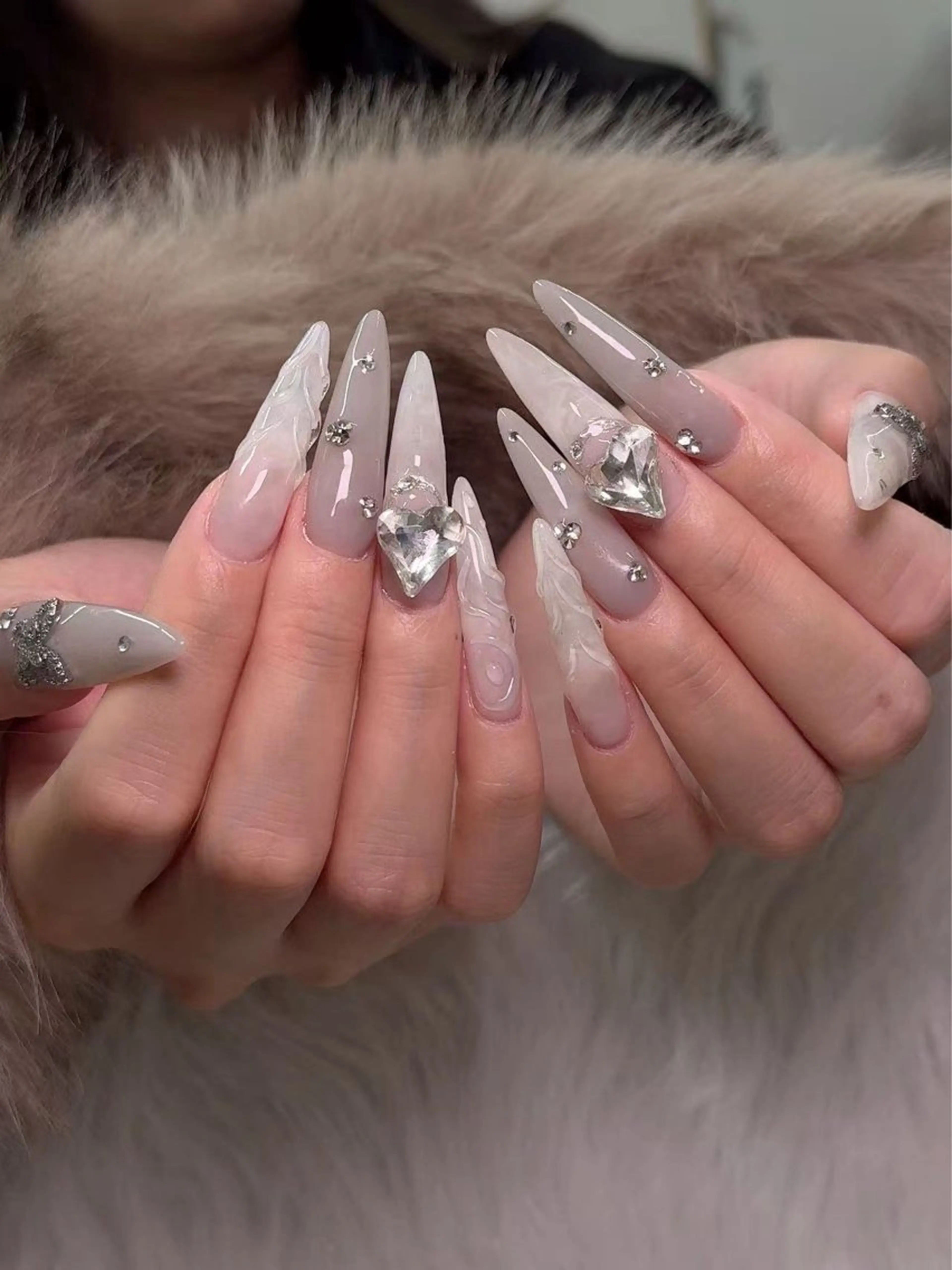 ネイル Glow Nail スカルプ専門店のネイルデザイン