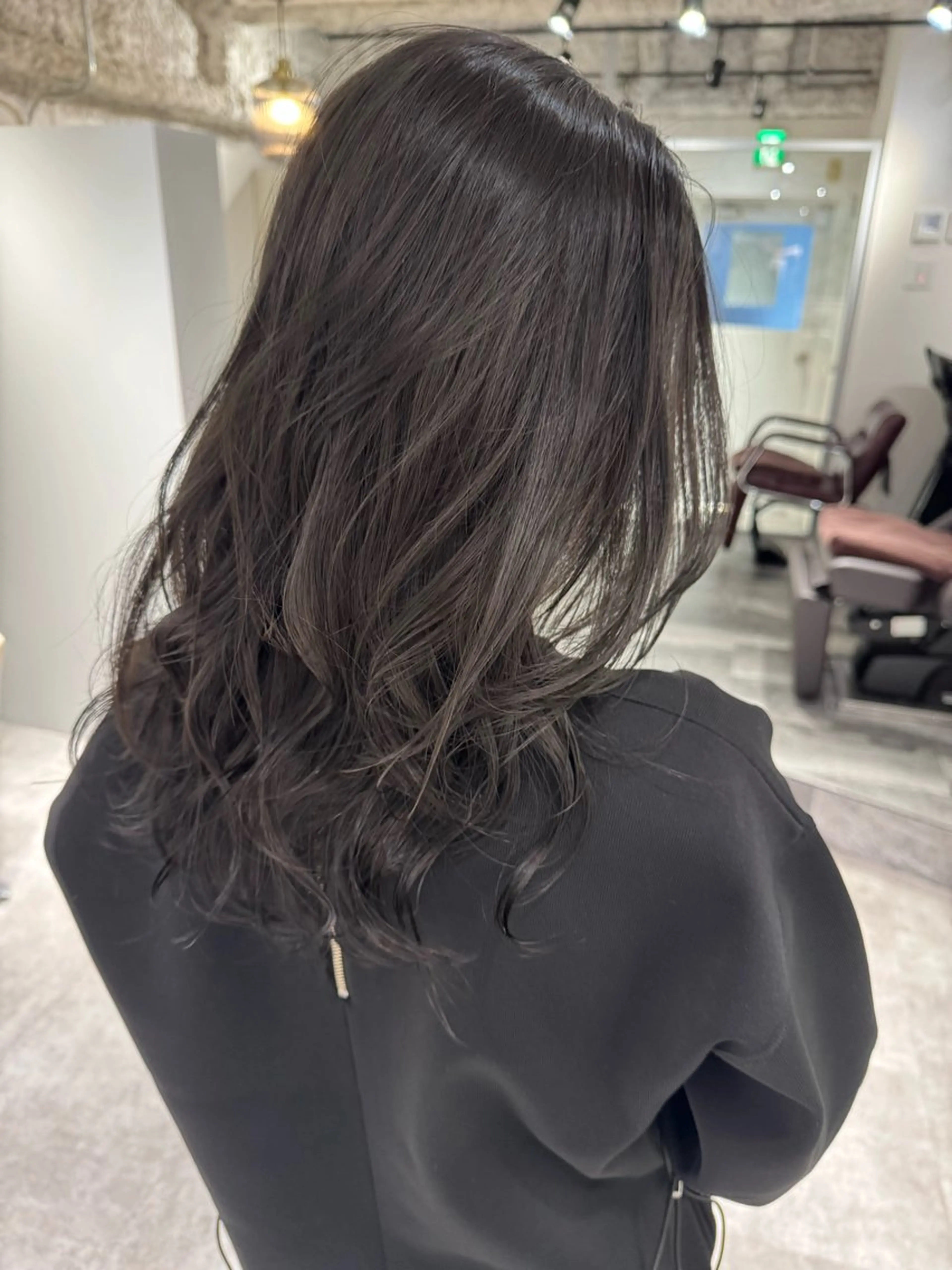 ロング カラー 透明感カラー ダークグレー レイヤーカット カット ヘアカラー トリートメント reverie【レヴリー】所属・夜23時まで予約🉑 reverieあきらのその他イメージ