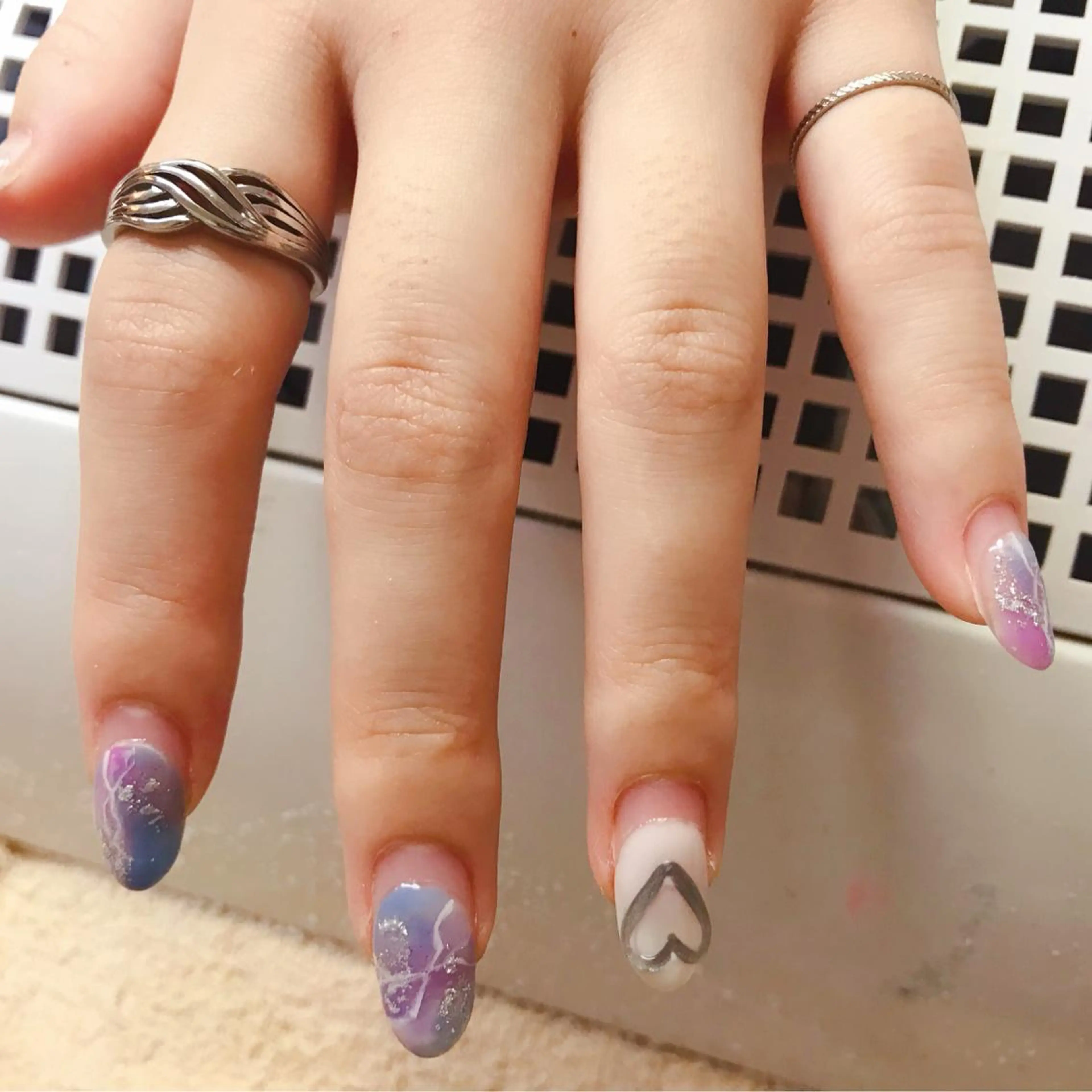 カラー ネイル Q Free nailsのネイルデザイン