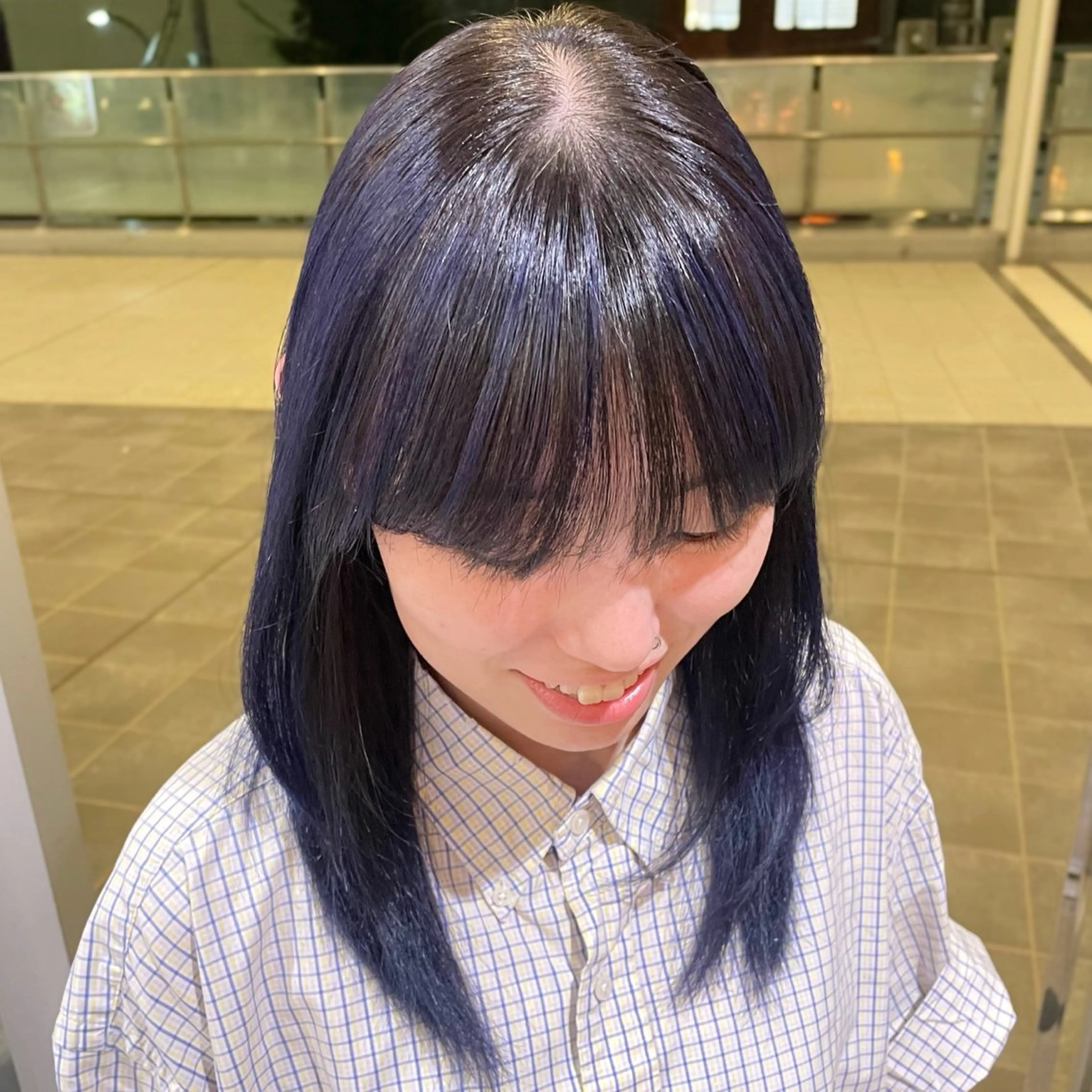 セミロング カラー ブリーチ ブルーカラー シルバー イエローカラー レイヤー/ブリーチ /暖色/ゆきなのヘアスタイル