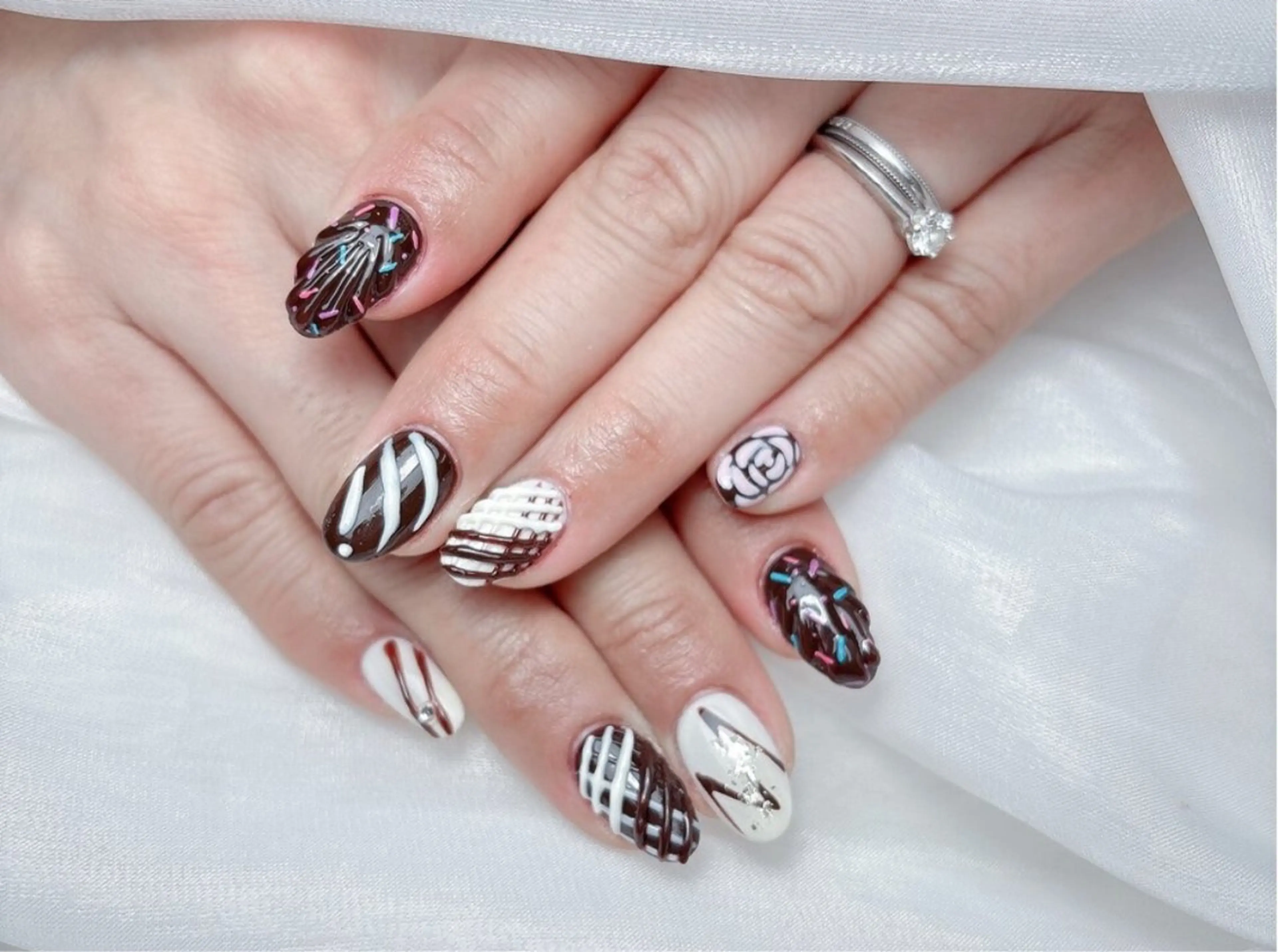 ネイル Aura  Nail 長さだし/パラジェルのネイルデザイン