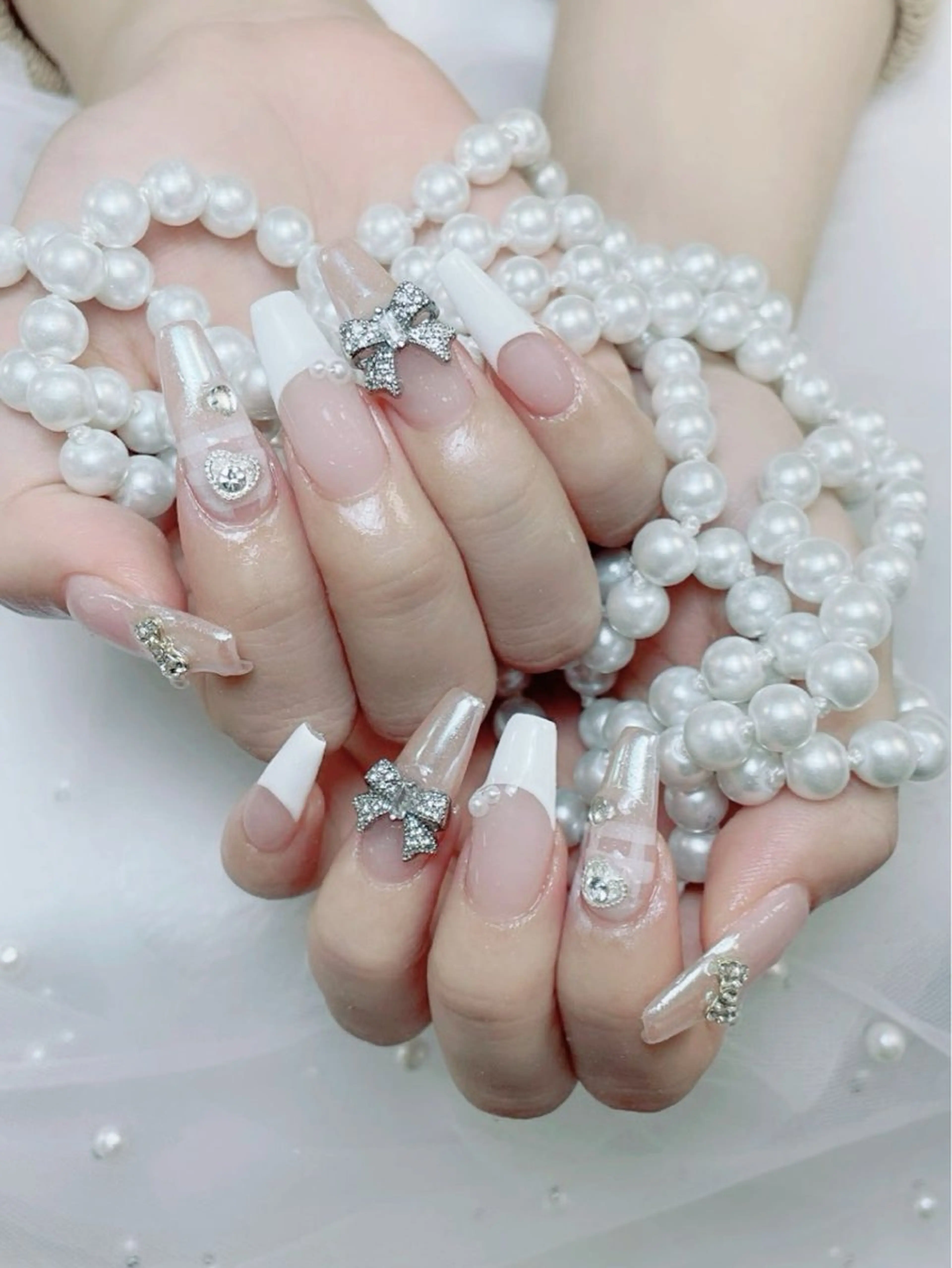 ネイル フレンチネイル ジェルネイル ハート 韓国ネイル マグネットネイル ハンドネイル ネイルサロン lotusのネイルデザイン