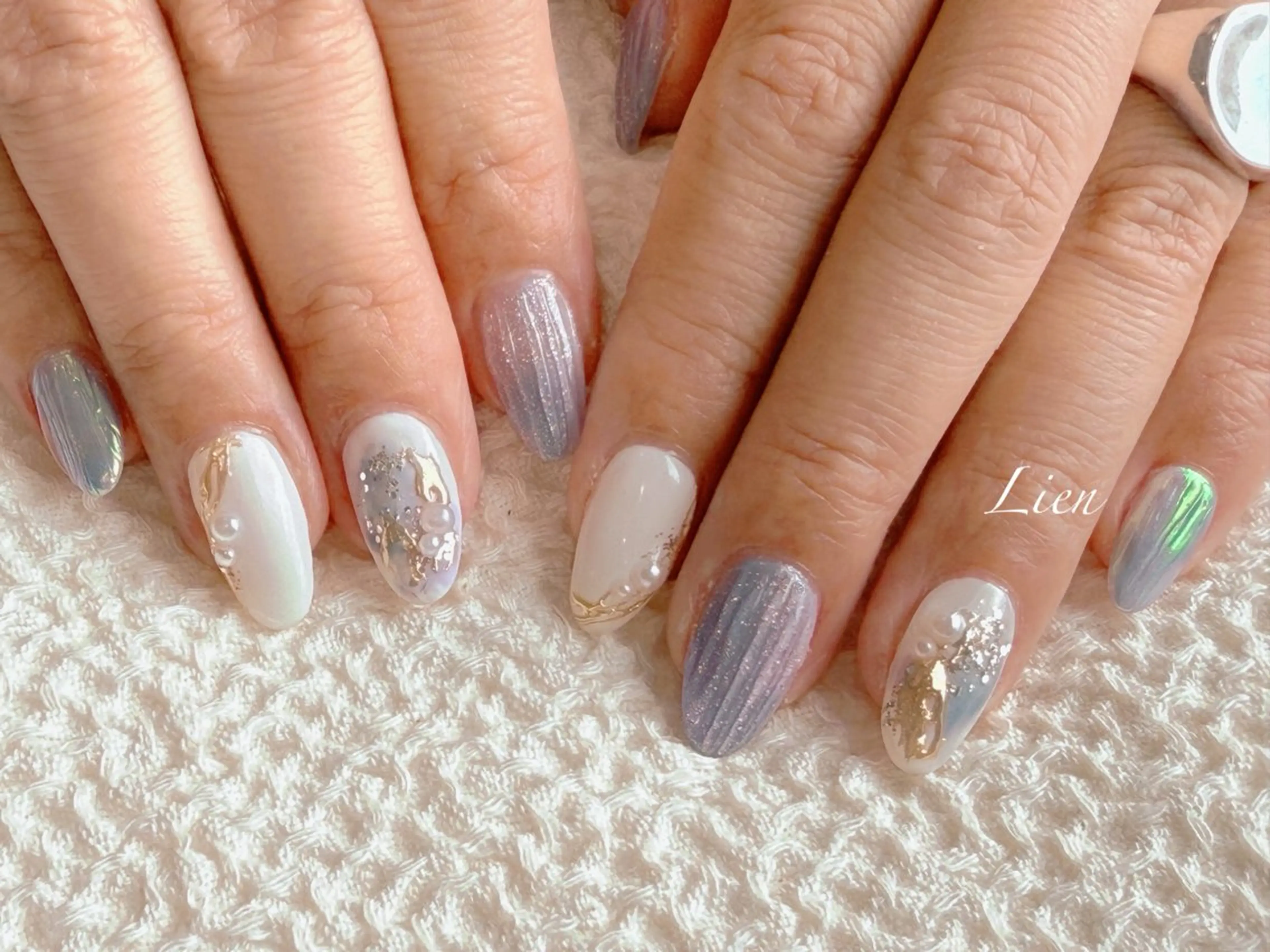 ネイル 長さ出し フットネイル フレンチネイル ジェルネイル ガラスフレンチ ハンドネイル Lien(リアン) 銀座駅6分のネイルデザイン