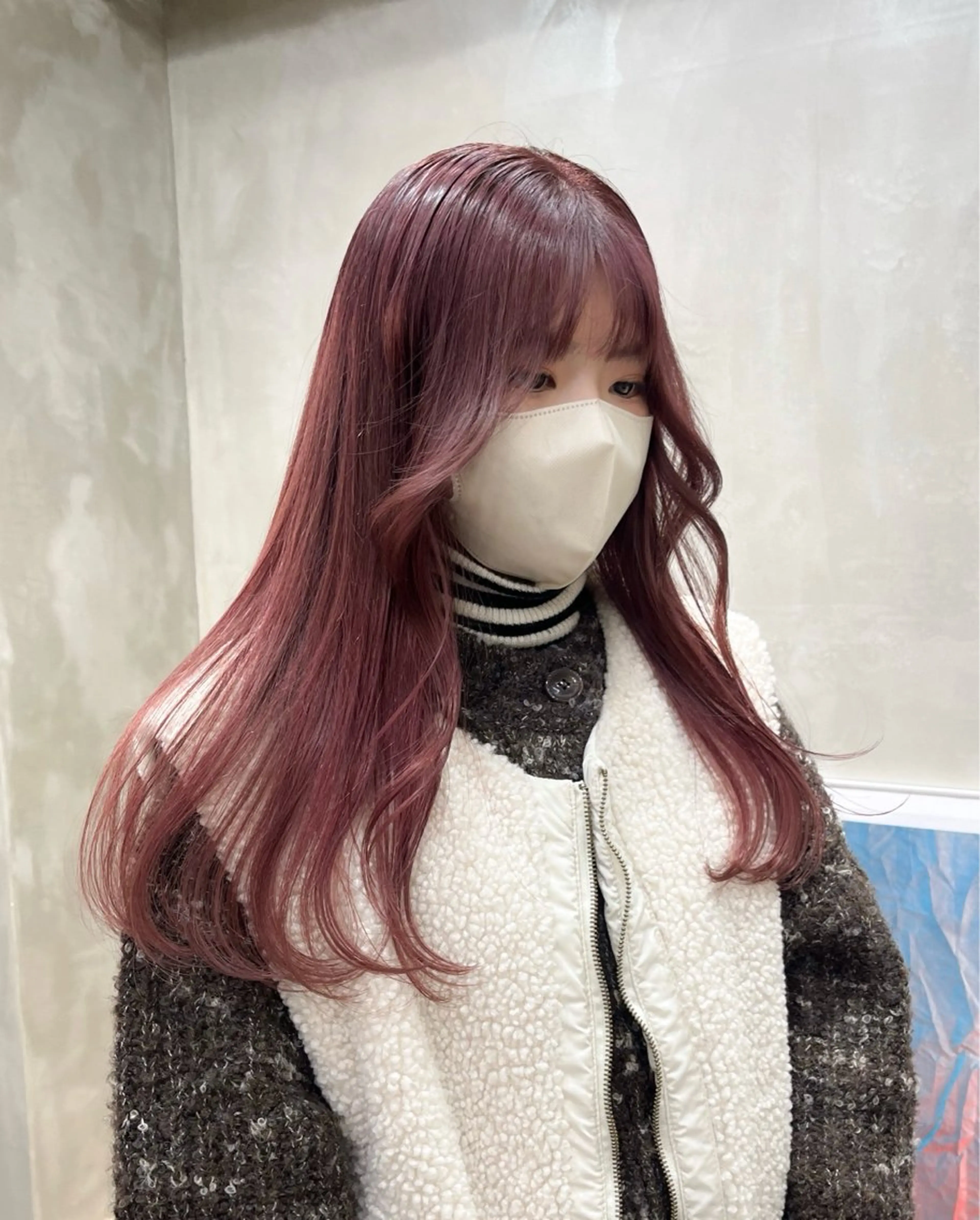 ロング カラー ブリーチ ピンクカラー ナツミ/透明感カラー /酸性ストレートのヘアスタイル