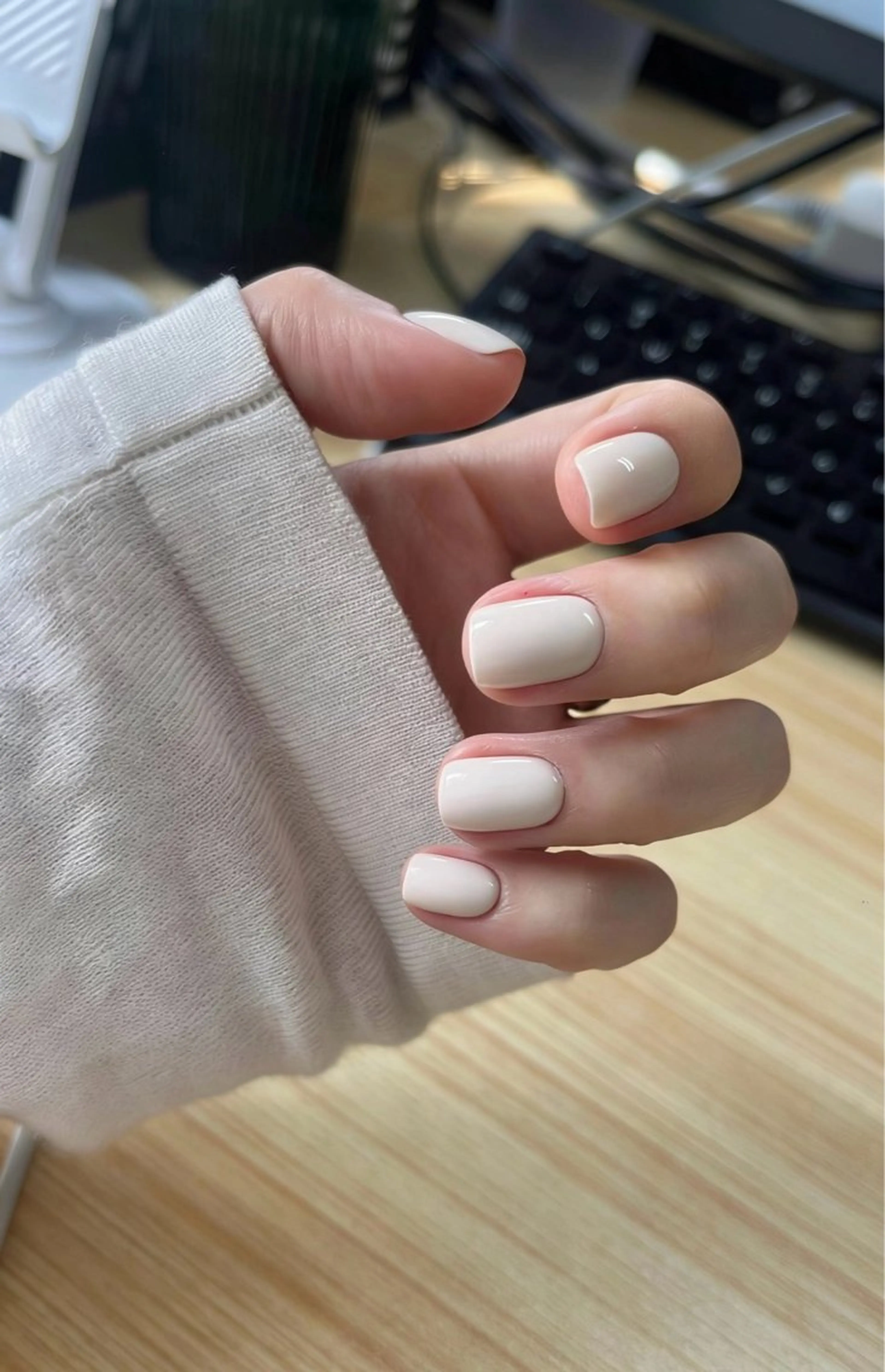 ネイル アートネイル オーロラネイル クリアネイル 長さ出し フレンチネイル ハンドネイル 佐藤 笹のネイルデザイン