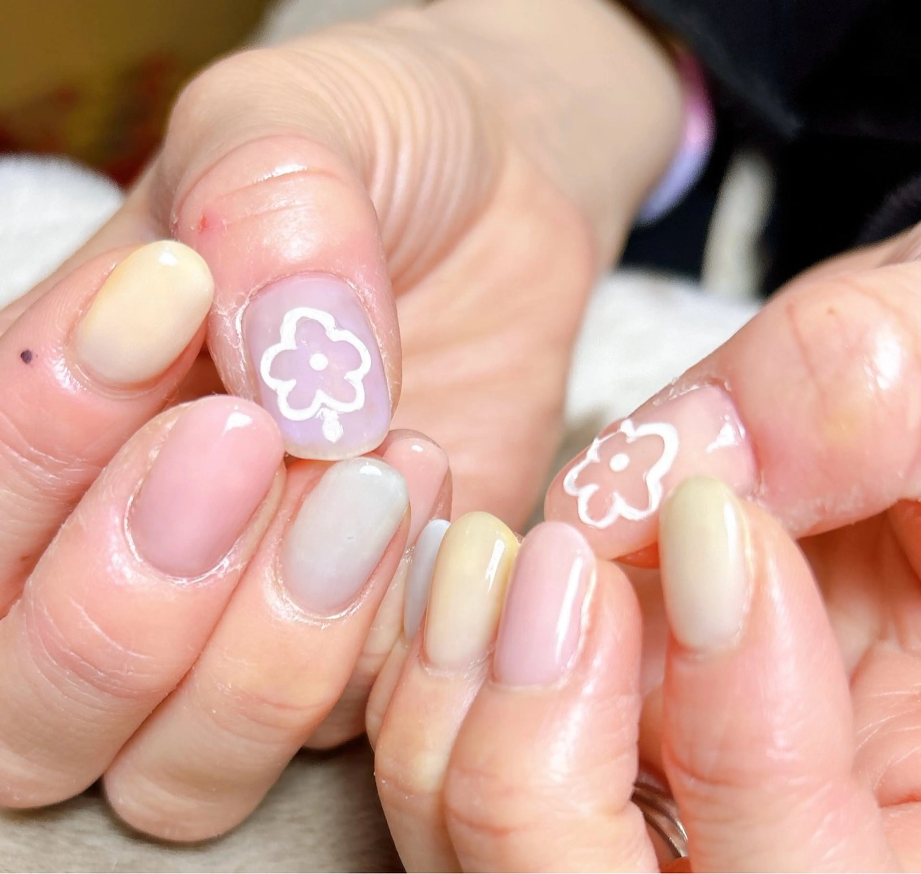 ミディアム ハンドネイル Nail tutu 【なつき】のネイルデザイン