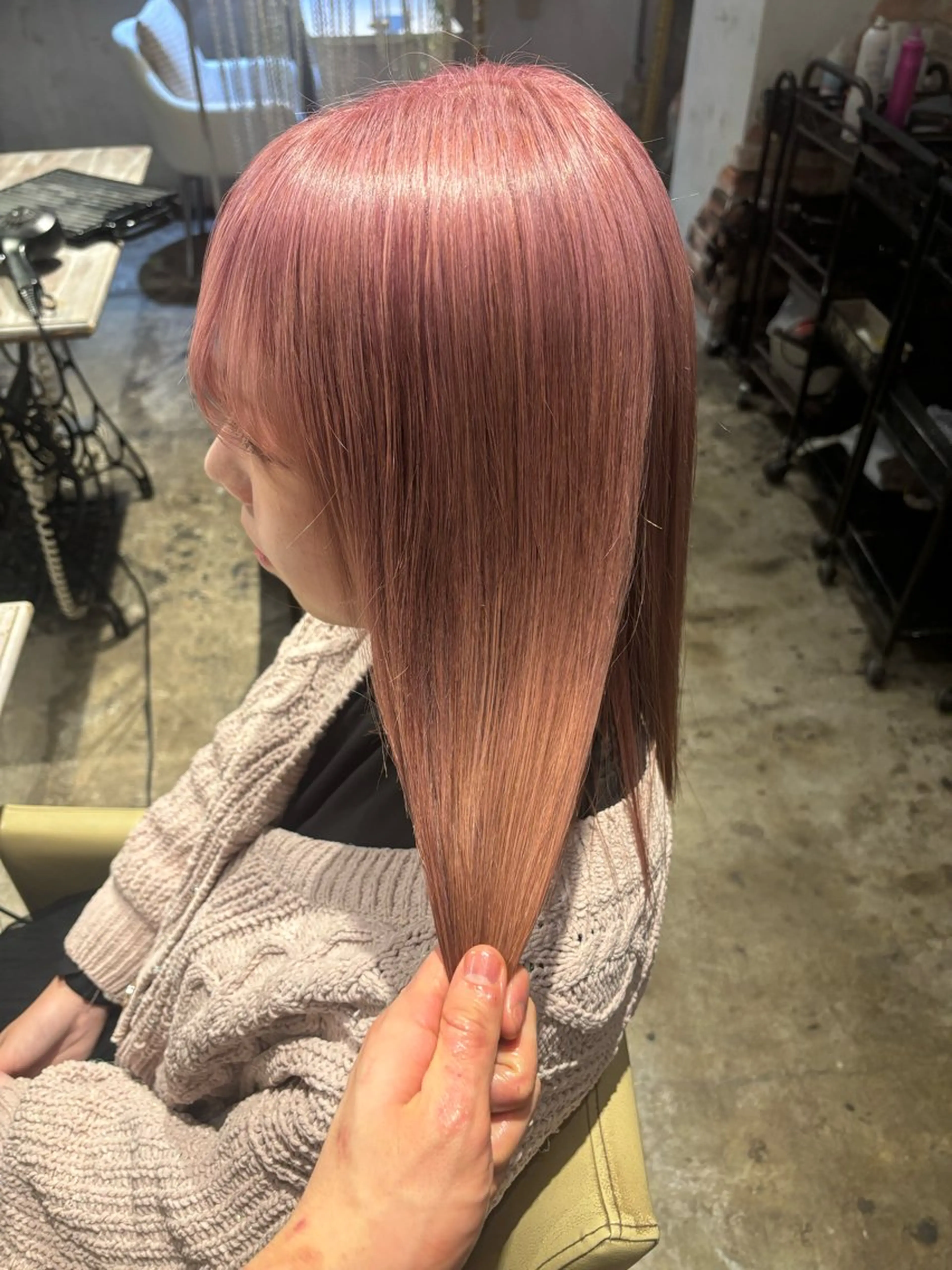 セミロング トリートメント SALOWIN名古屋栄suite店所属・マンツーマン 半個室サロン中田大喜のヘアスタイル