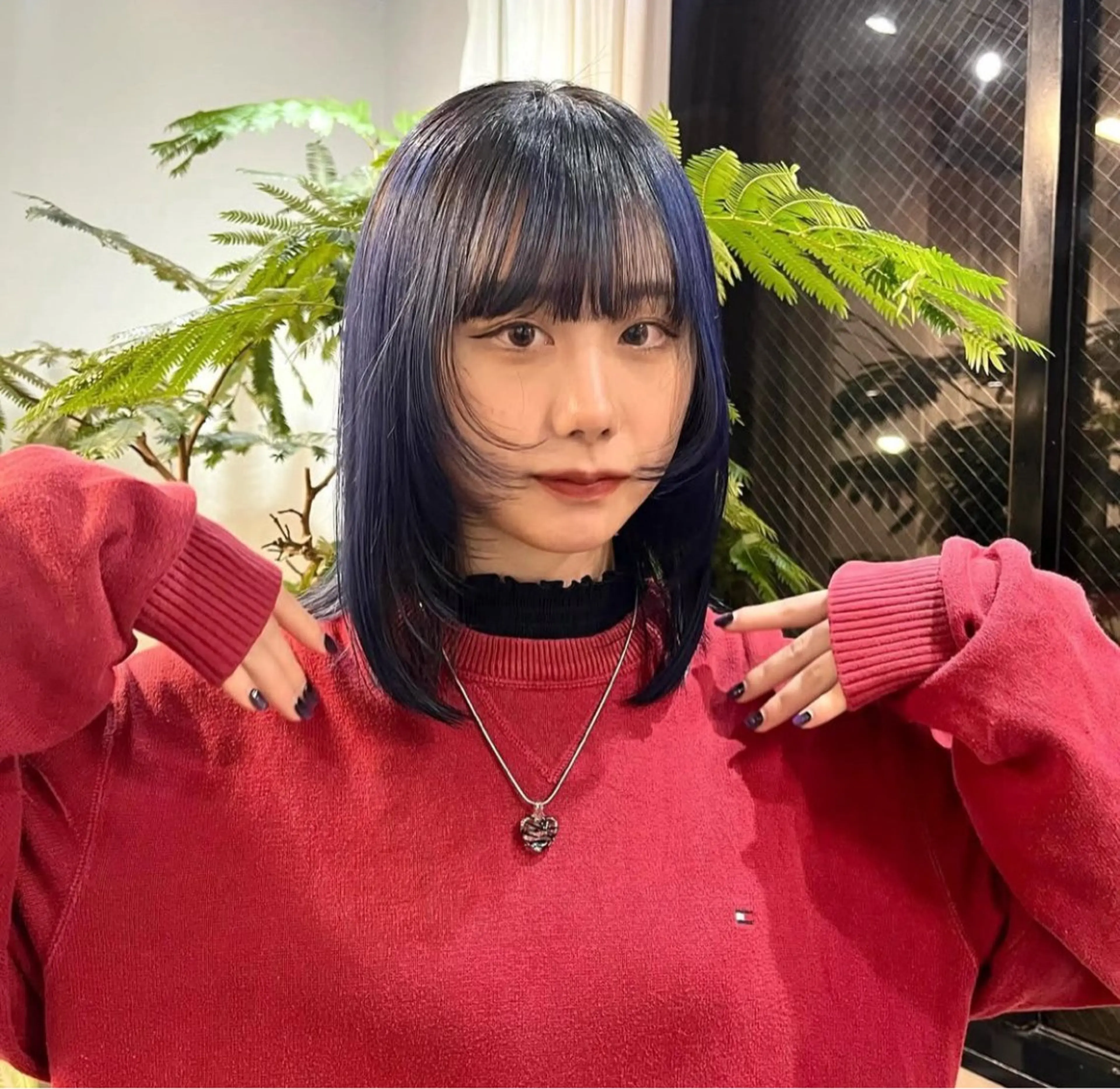 ミディアム Hana/ハイトーン /レイヤーカットのヘアスタイル