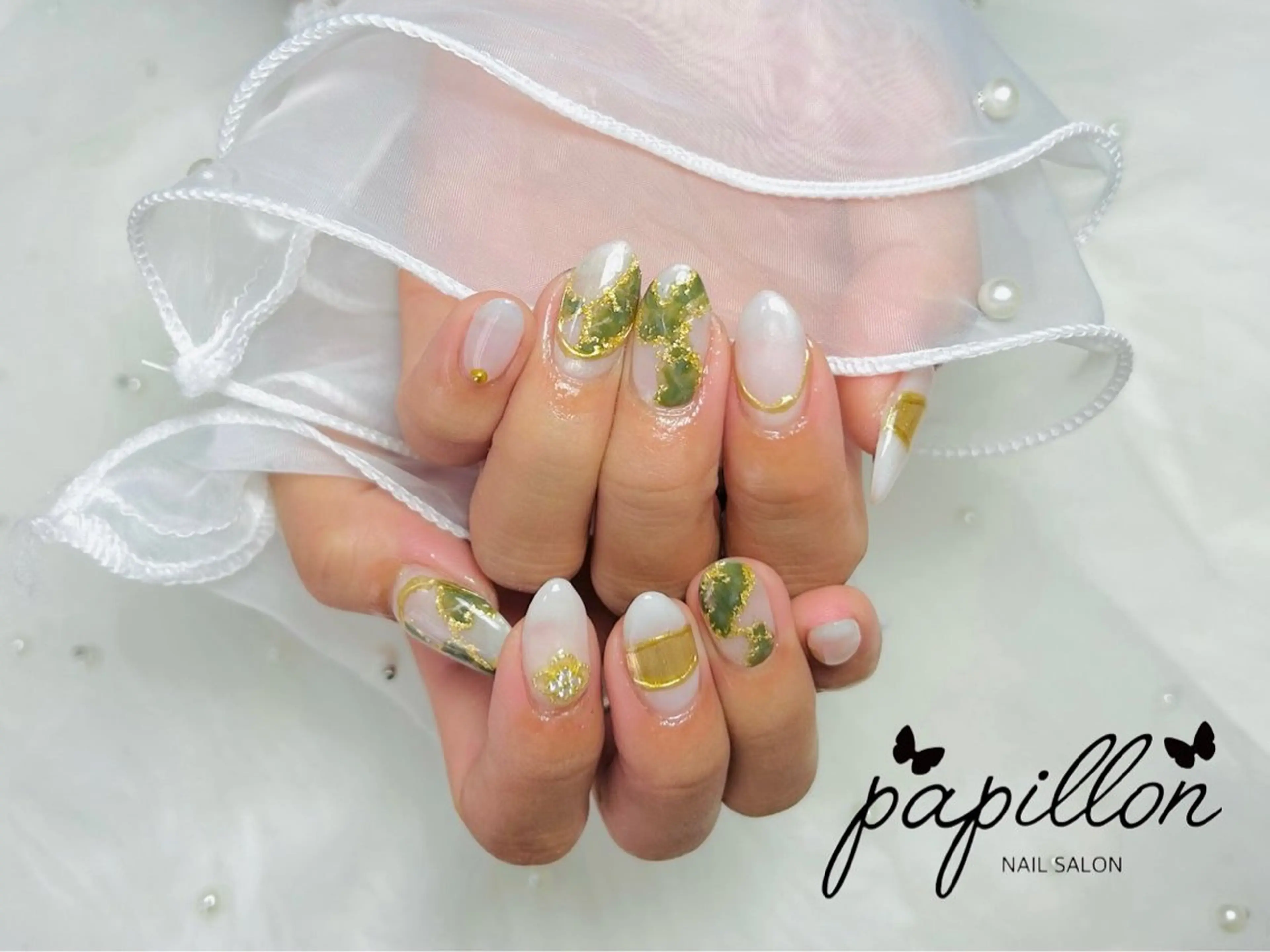 ネイル ニュアンスネイル NAILSALON　papillon所属・NAILSALON papillonのネイルデザイン