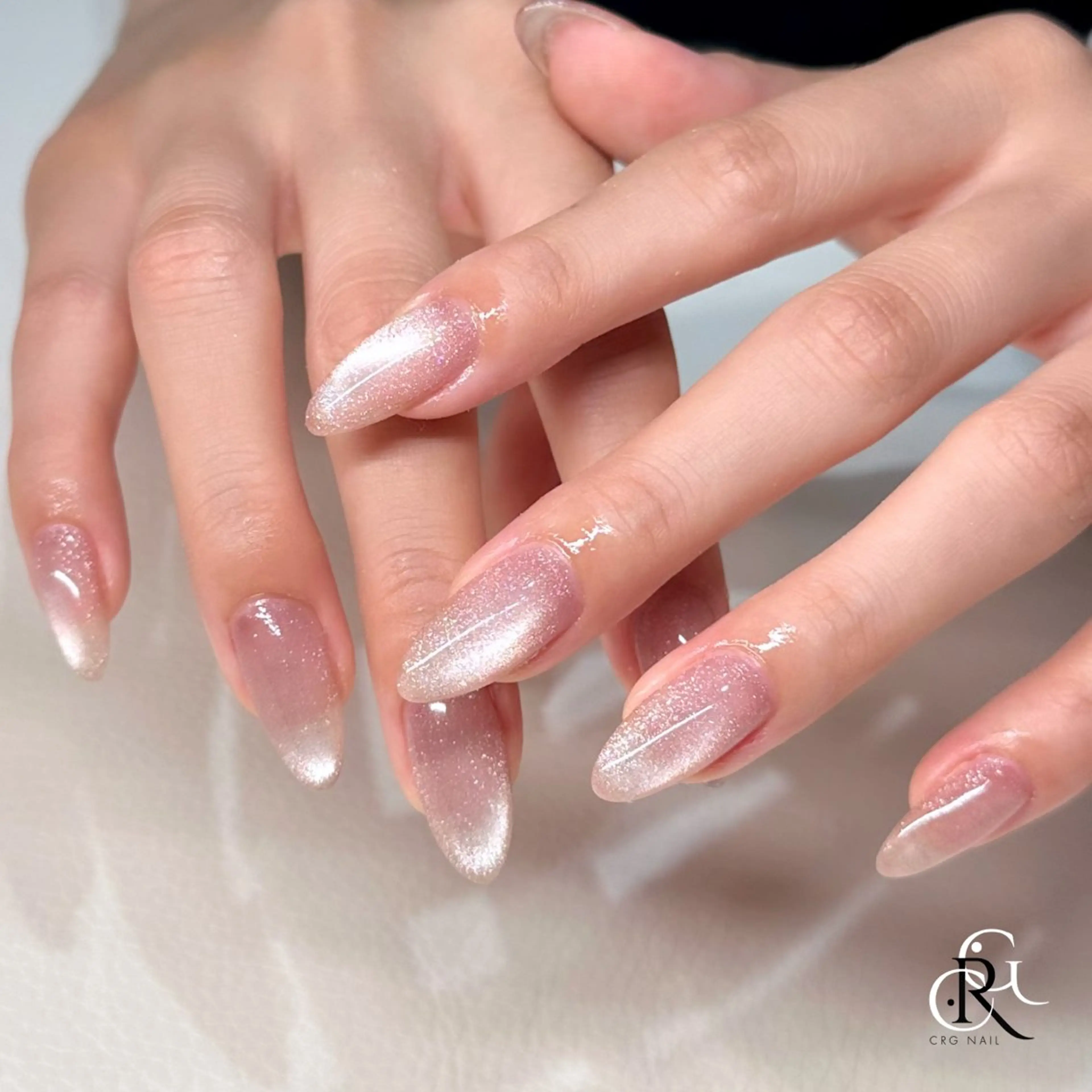 ネイル キラキラネイル マグネットネイル ハンドネイル 美フォルム✨ CRG RURIのネイルデザイン