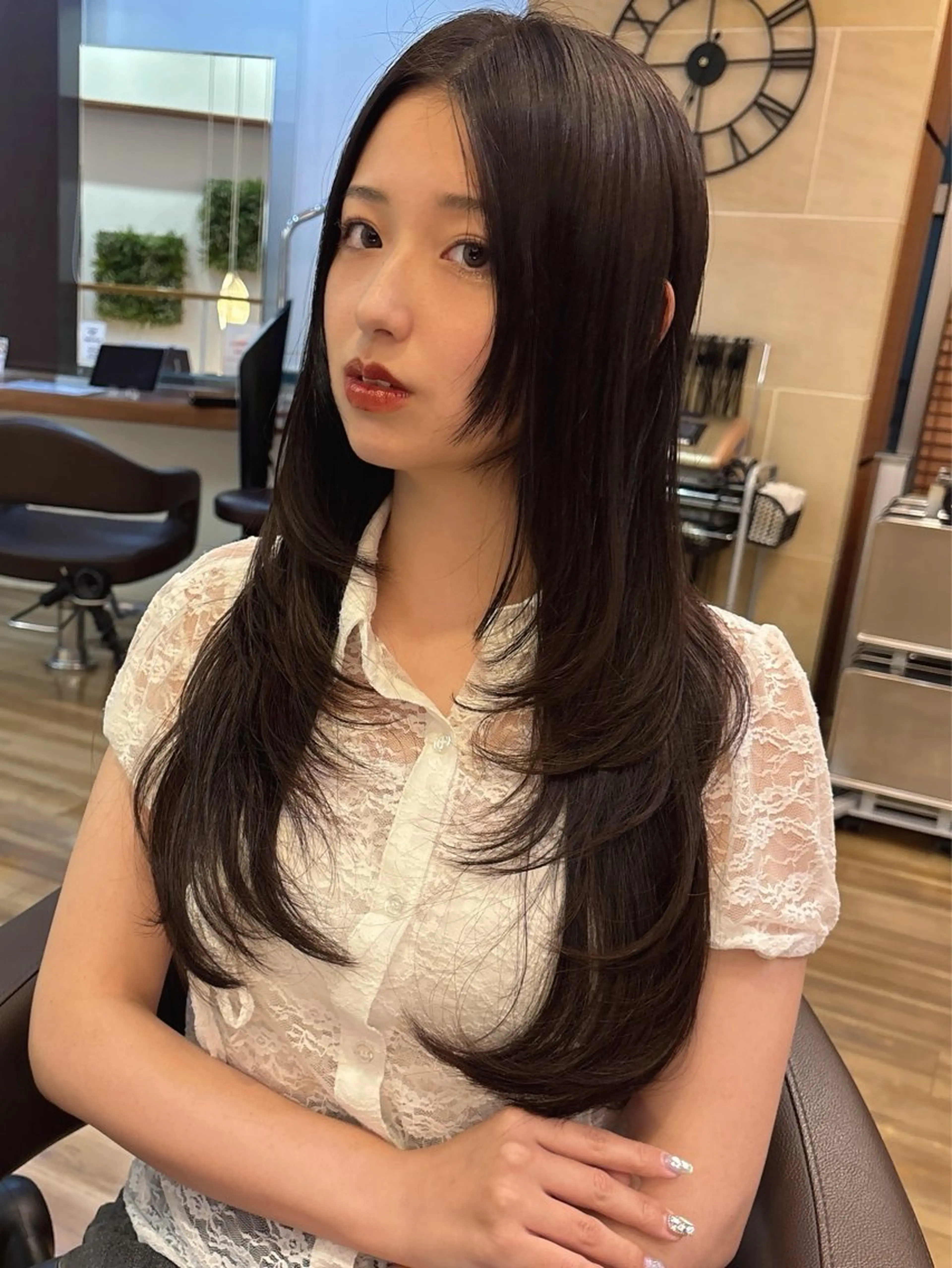 ロング カラー 黒髪 ブルーカラー ブルーブラック 髪質改善 レイヤーカット カット 縮毛矯正 レイヤーカット /透明感/千葉怜寿のヘアスタイル