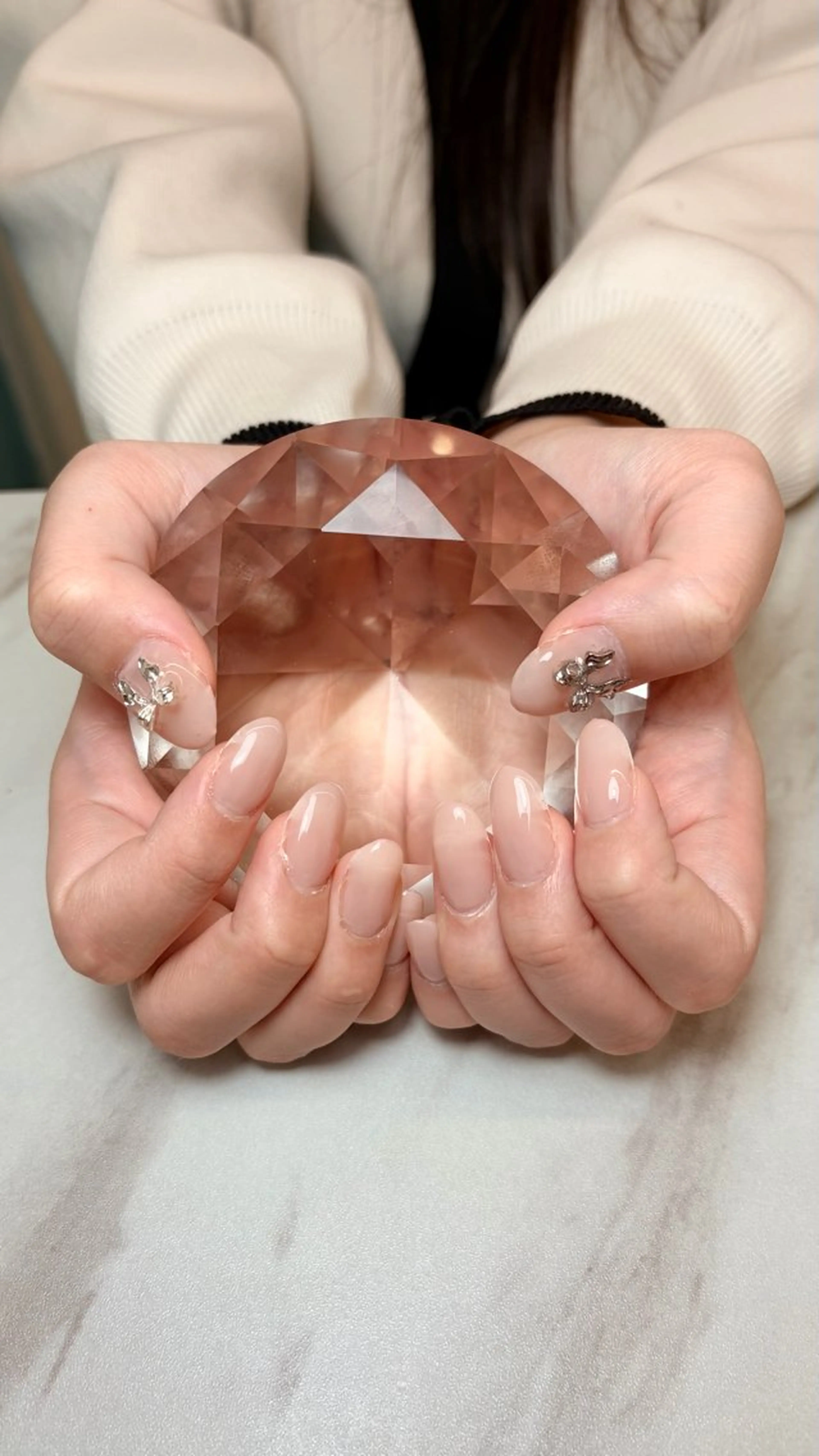 ネイル リボン みなみ❤︎ジャニオタ ネイリスト/堺筋本町のネイルデザイン