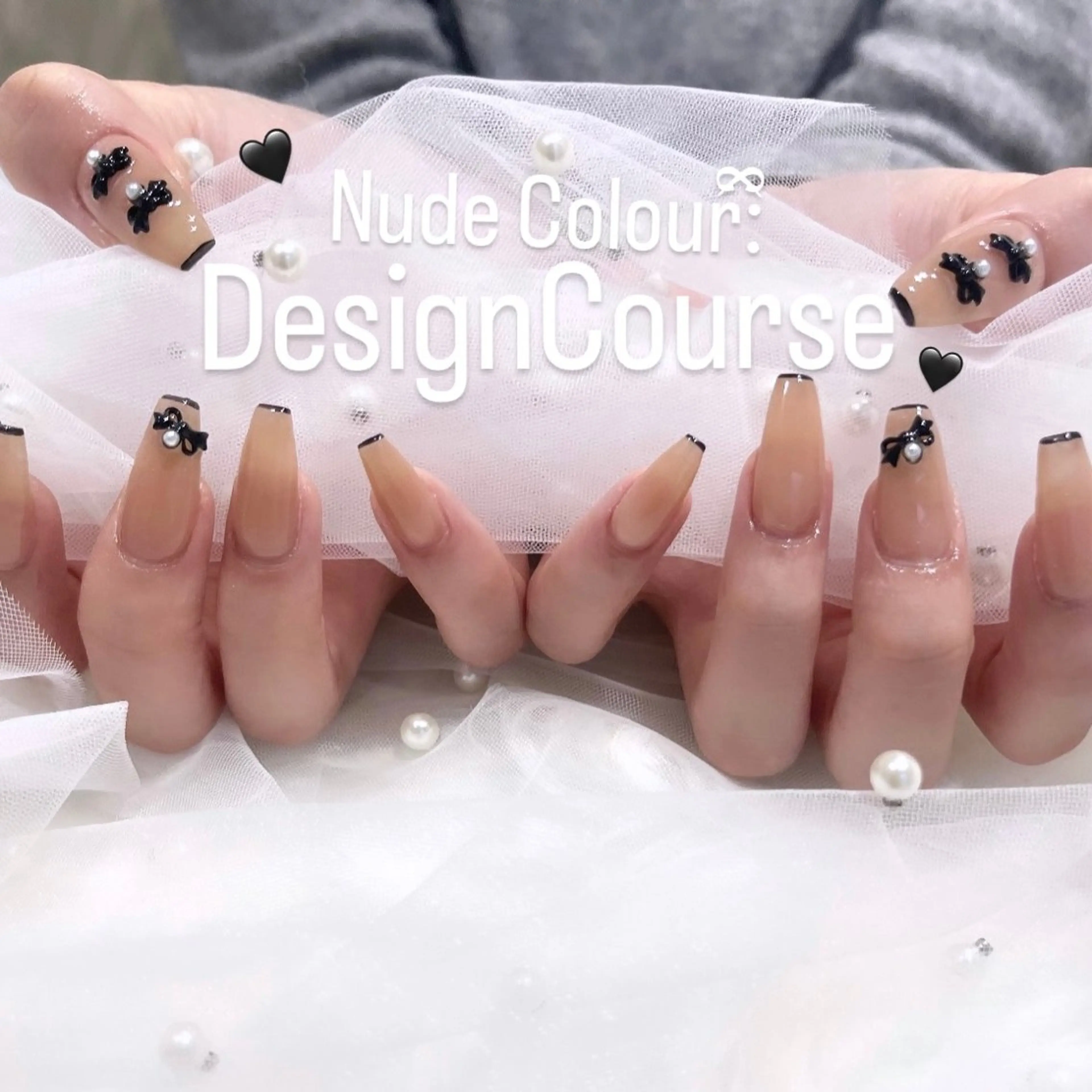 ネイル ハンドネイル 🧁fein. nana🩵のネイルデザイン