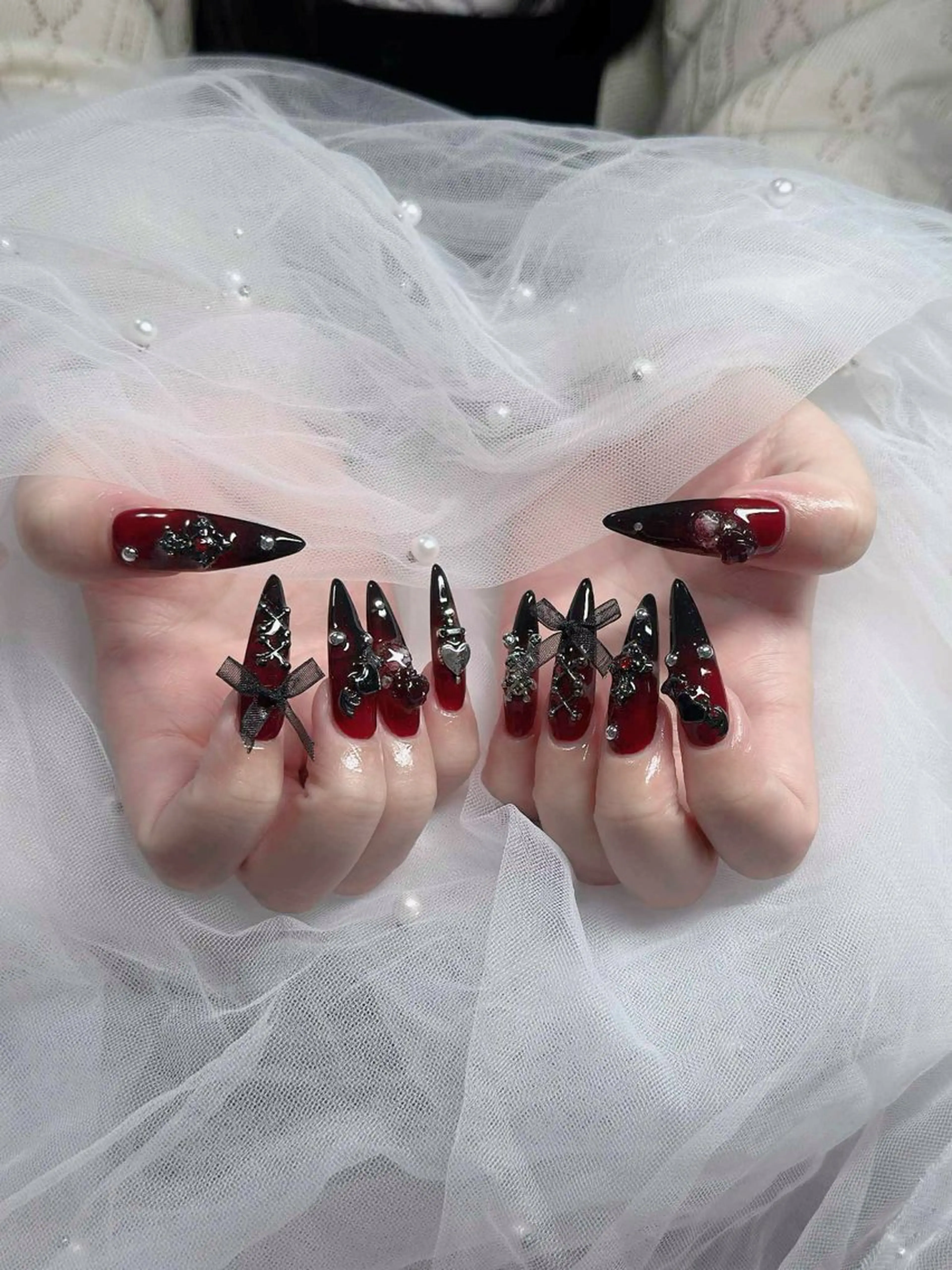 ネイル オーロラネイル フレンチネイル グラデーション ハロウィン 氷ネイル・うるうるネイル ハンドネイル H.baby Nail Salonのネイルデザイン