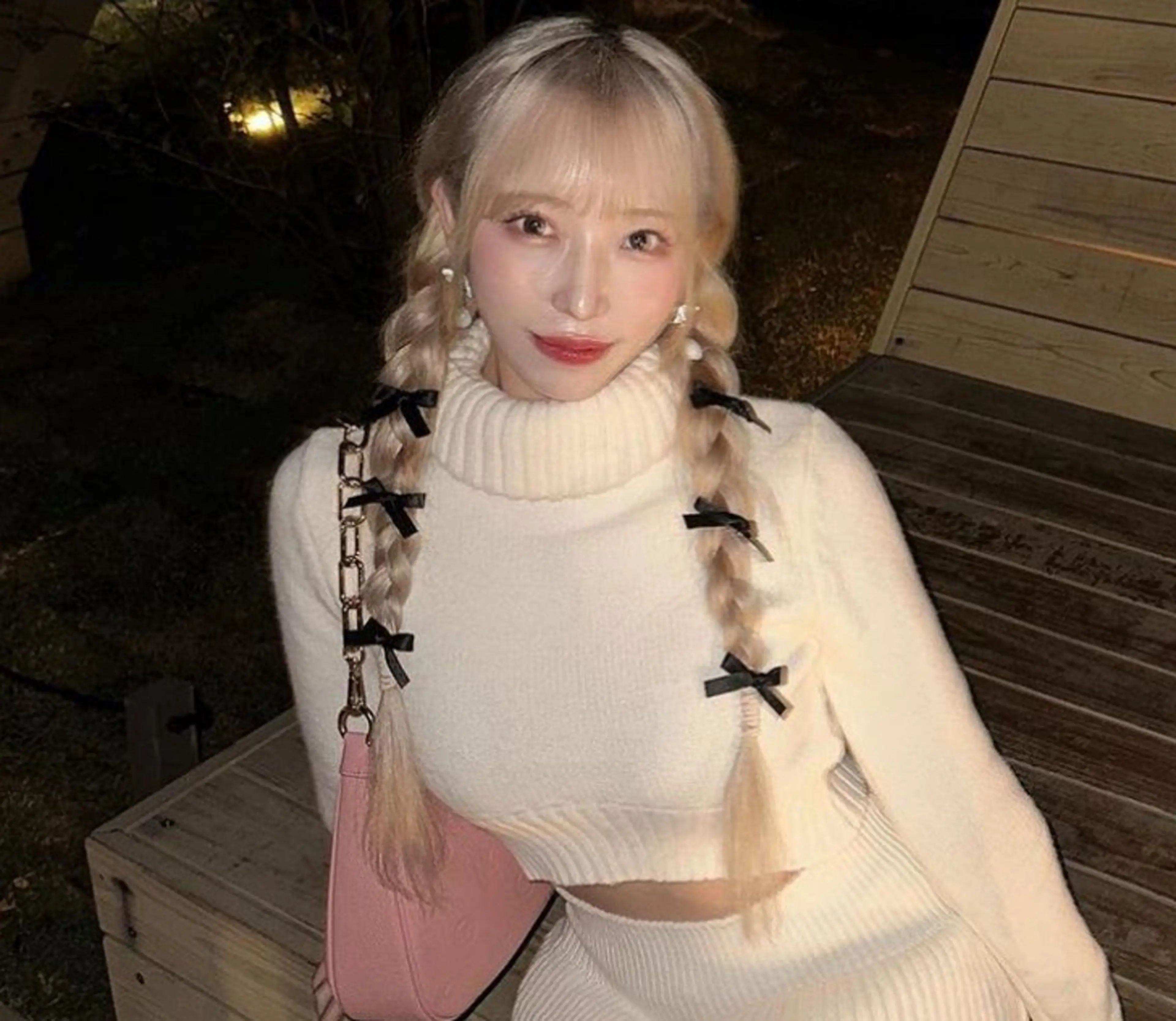 ミディアム ボブ 髪質改善 ヘアカラー サロウィン新宿三丁目East所属・💕冬モテ×上品色気 モテヘア💕山田航介のヘアスタイル